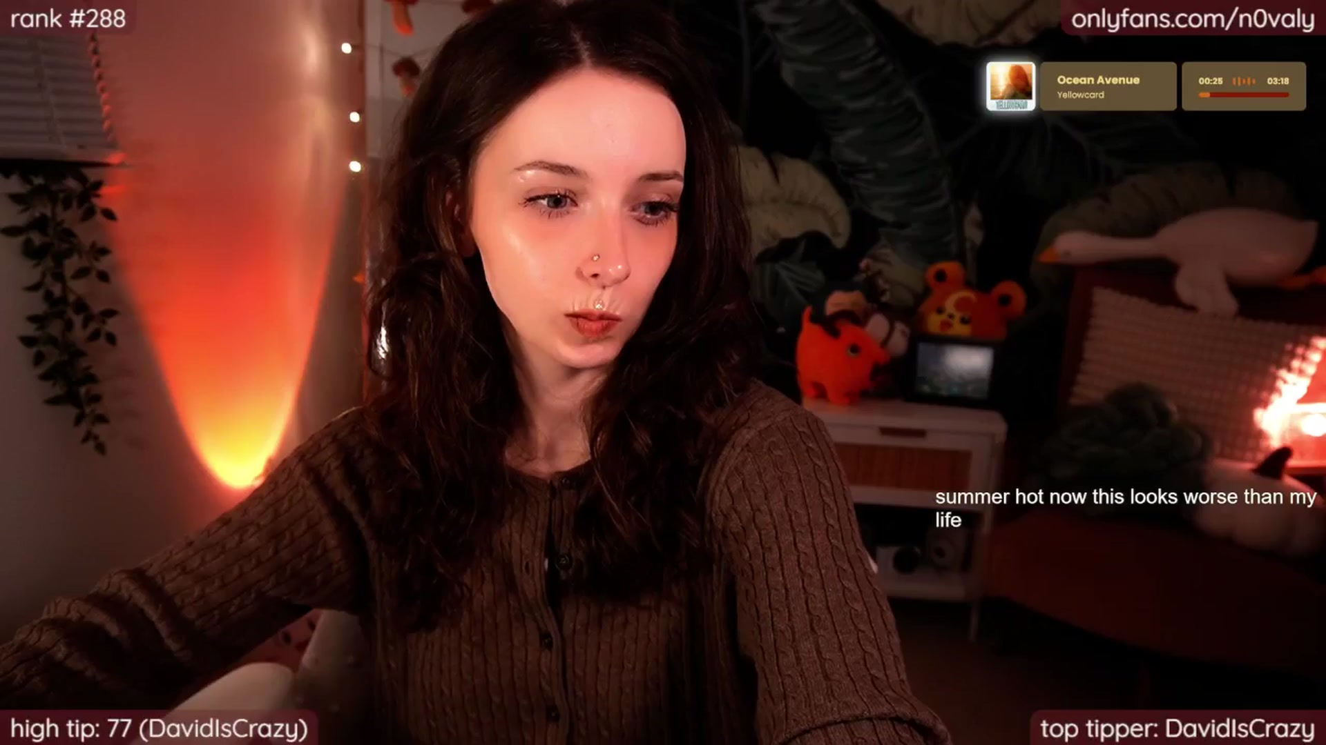 Gallery image thumbnail from N0valy's myfreecams stream on, 04/15/2025, 05:43 image 12 of 20