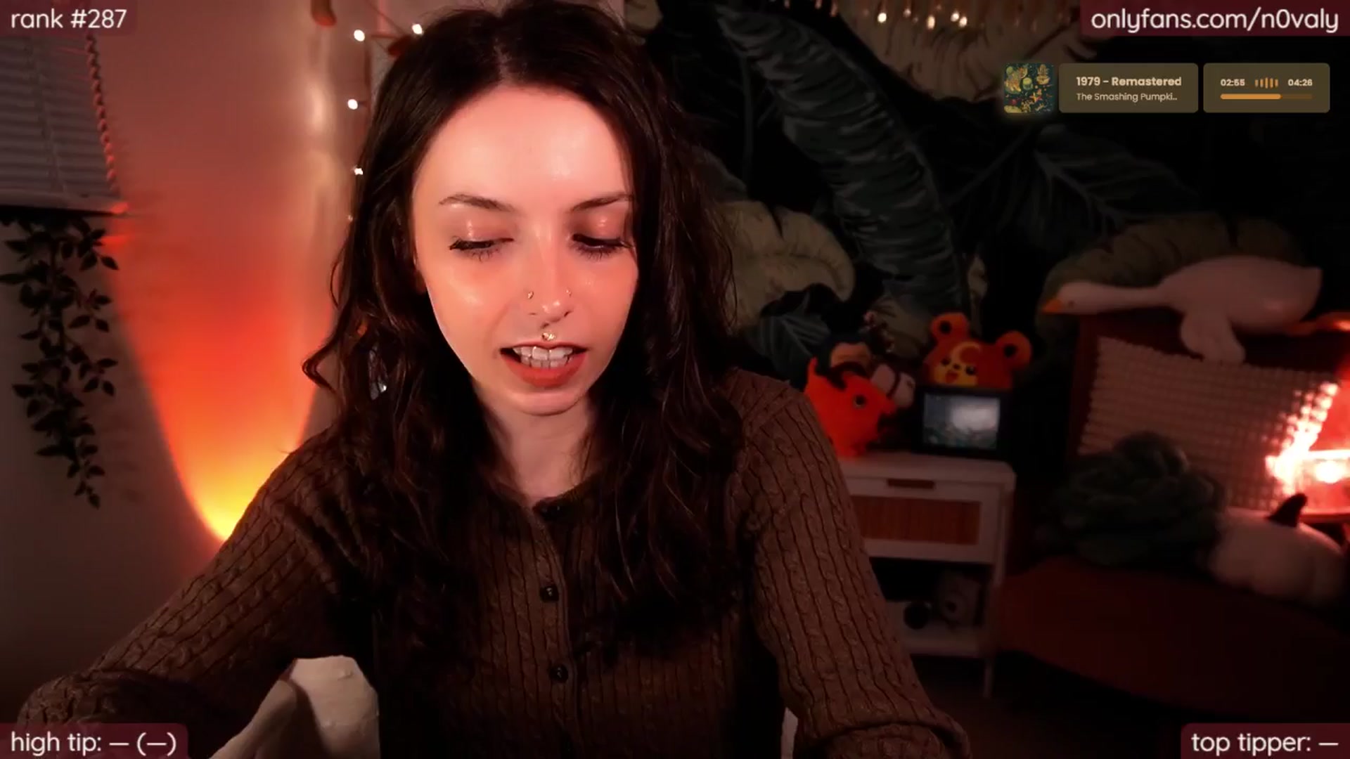 Gallery image thumbnail from N0valy's myfreecams stream on, 04/15/2025, 05:43 image 1 of 20