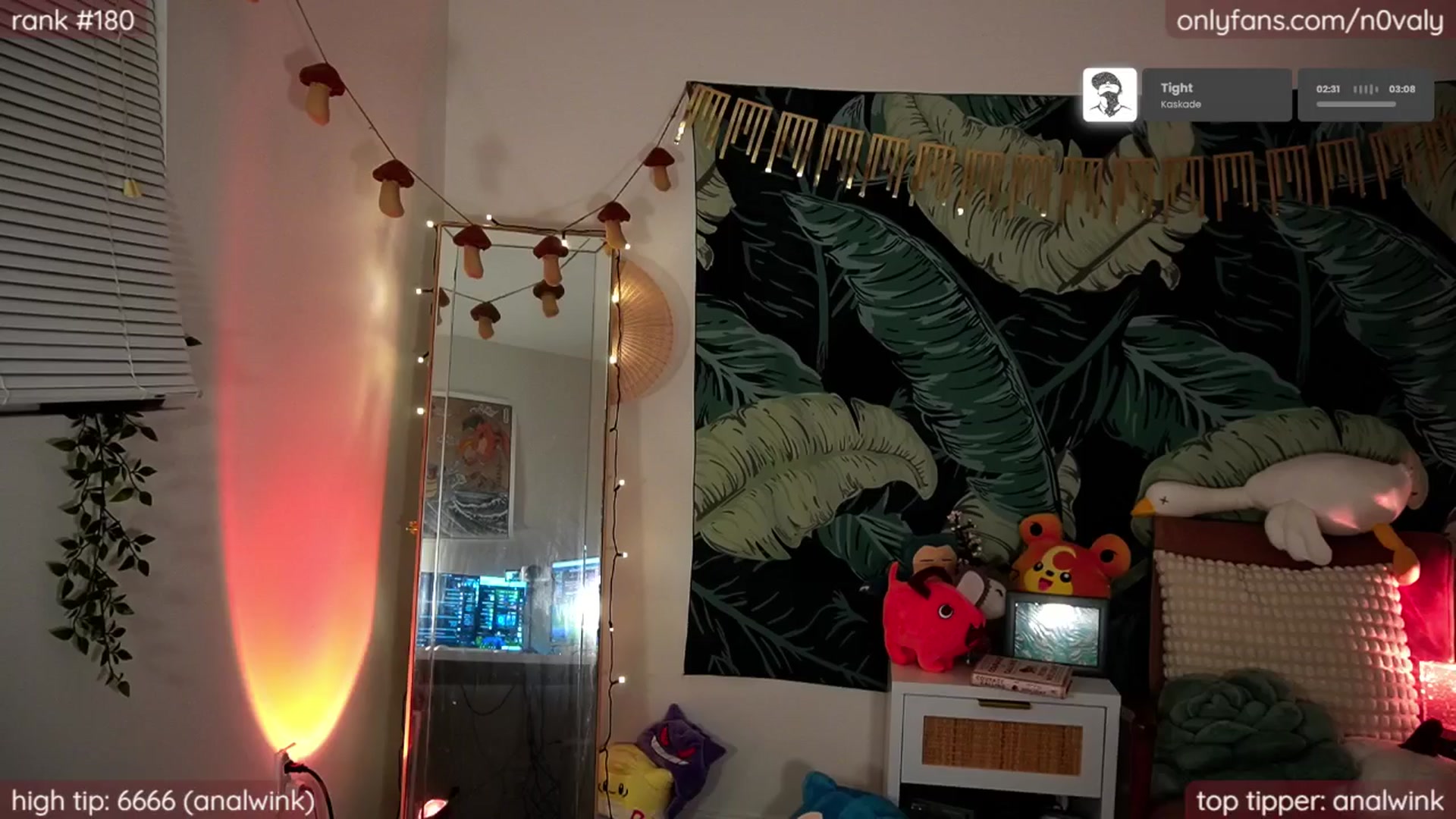 Gallery image thumbnail from N0valy's myfreecams stream on, 04/29/2025, 08:01 image 19 of 20