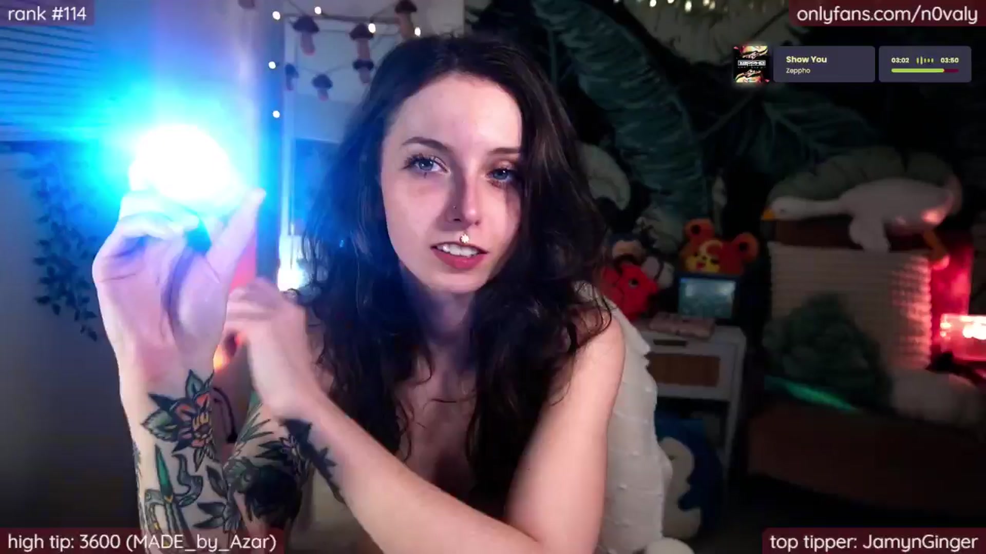 Gallery image thumbnail from N0valy's myfreecams stream on, 05/03/2025, 09:00 image 17 of 20