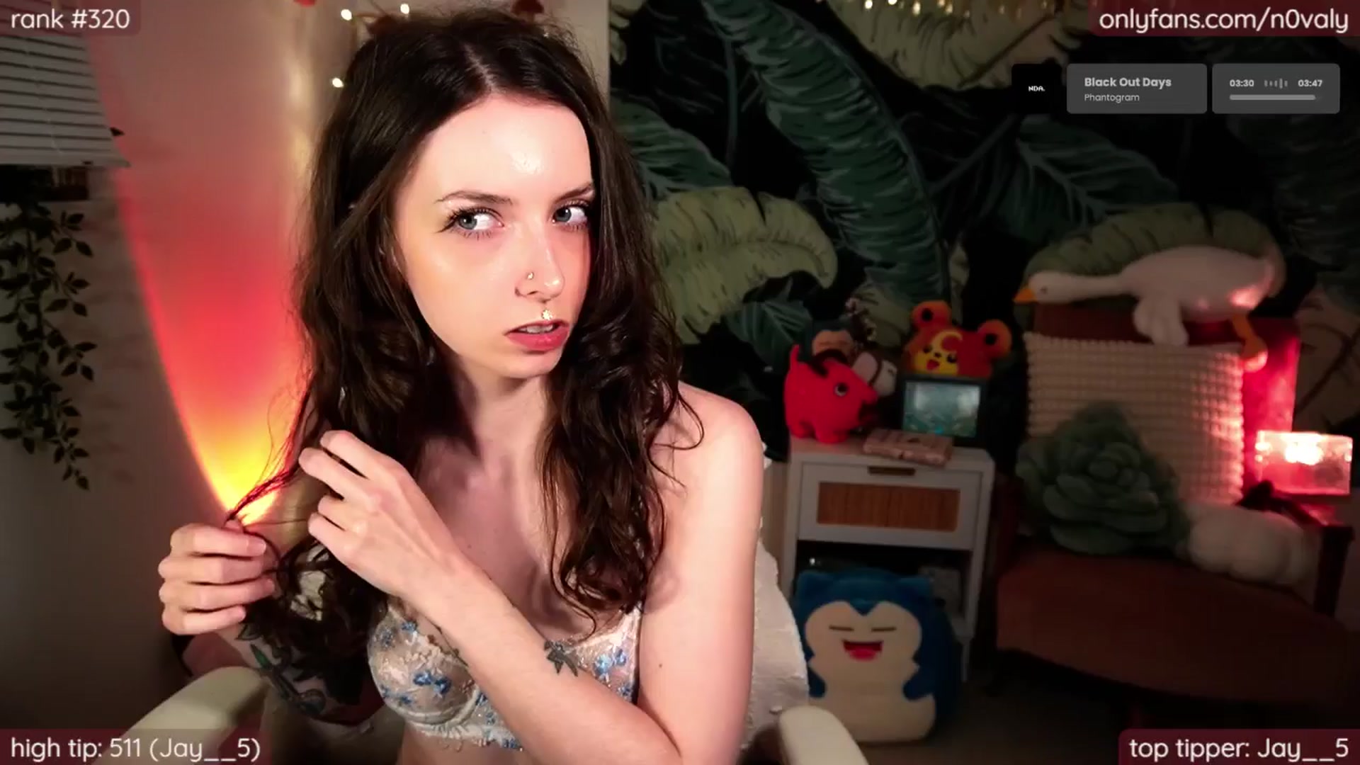 Gallery image thumbnail from N0valy's myfreecams stream on, 05/10/2025, 08:23 image 8 of 20