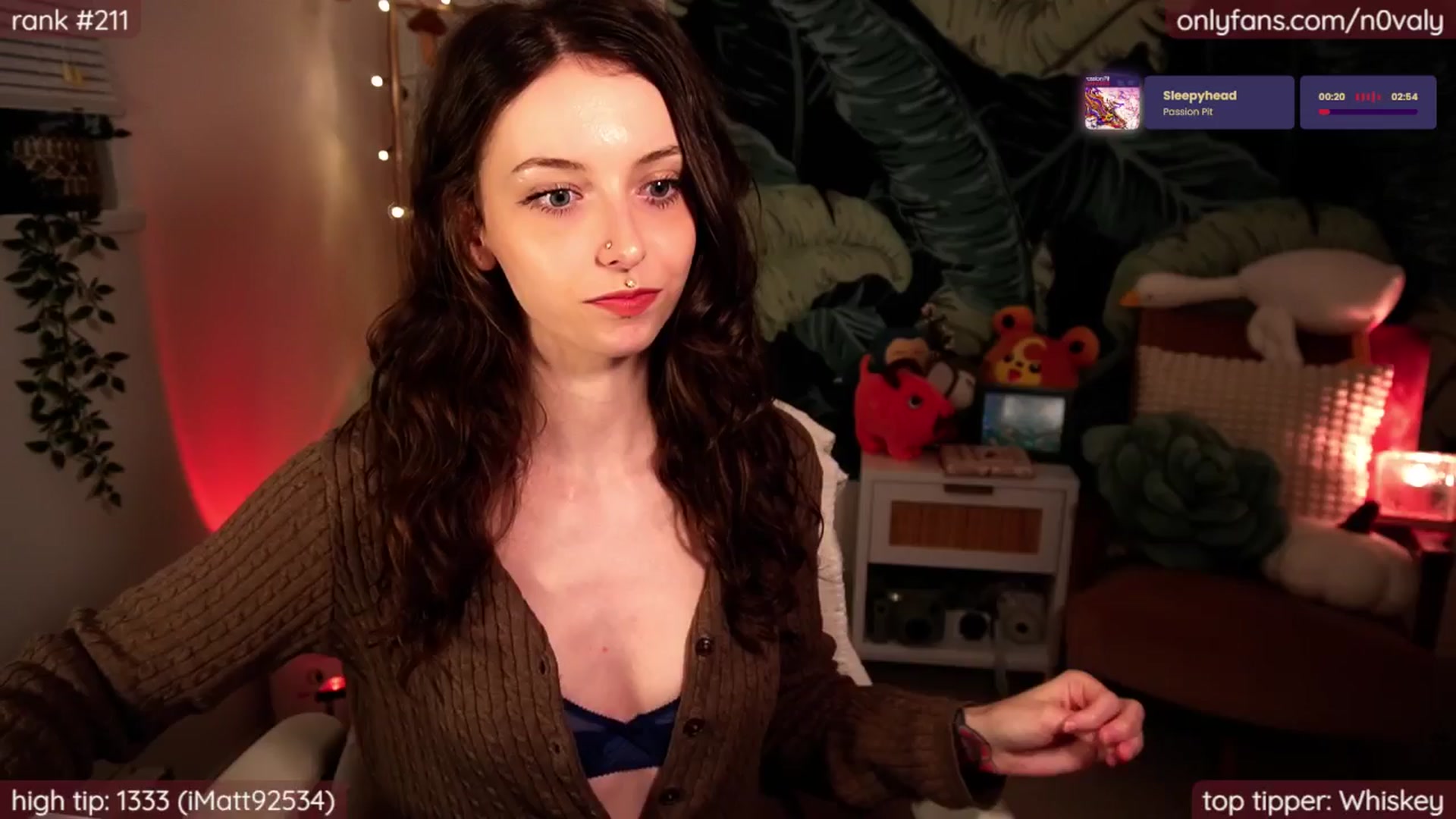 Gallery image thumbnail from N0valy's myfreecams stream on, 05/17/2025, 07:07 image 3 of 20