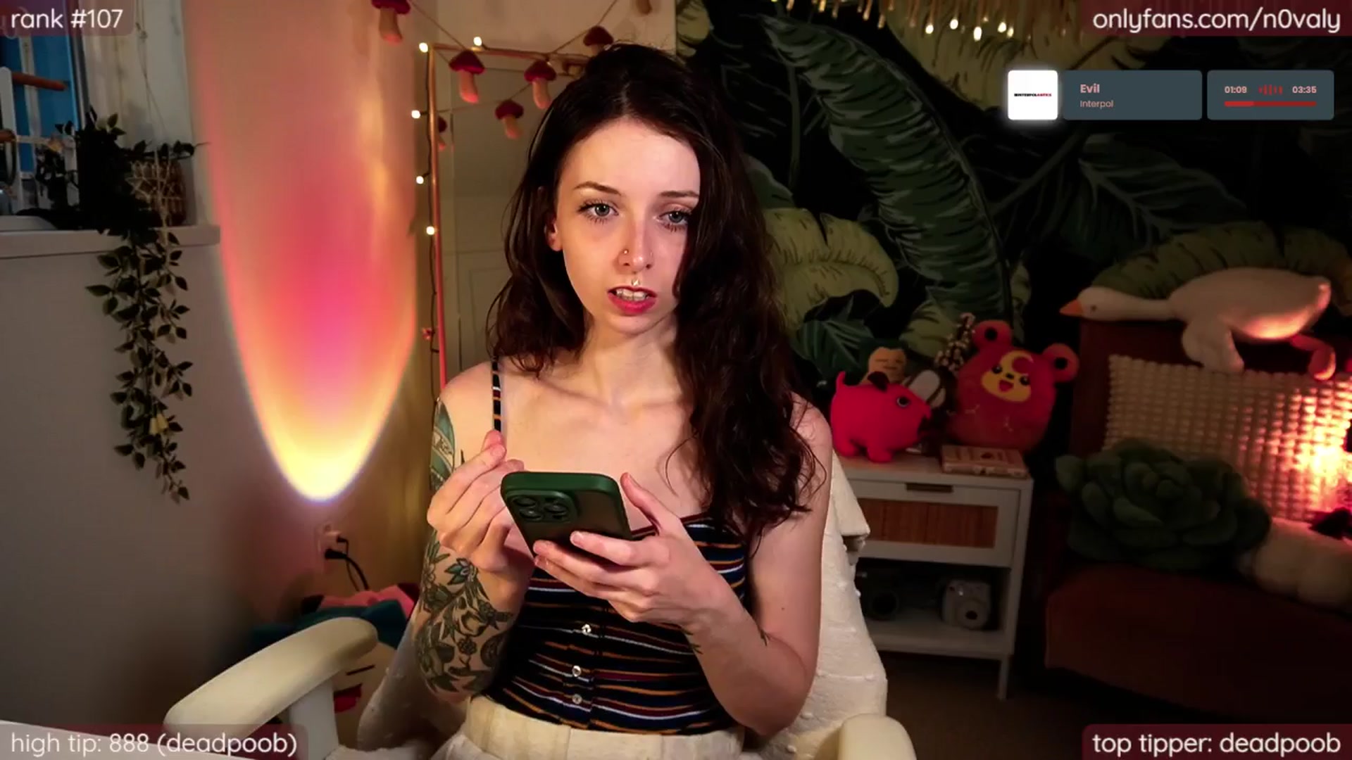 Gallery image thumbnail from N0valy's myfreecams stream on, 05/31/2025, 06:31 image 5 of 20