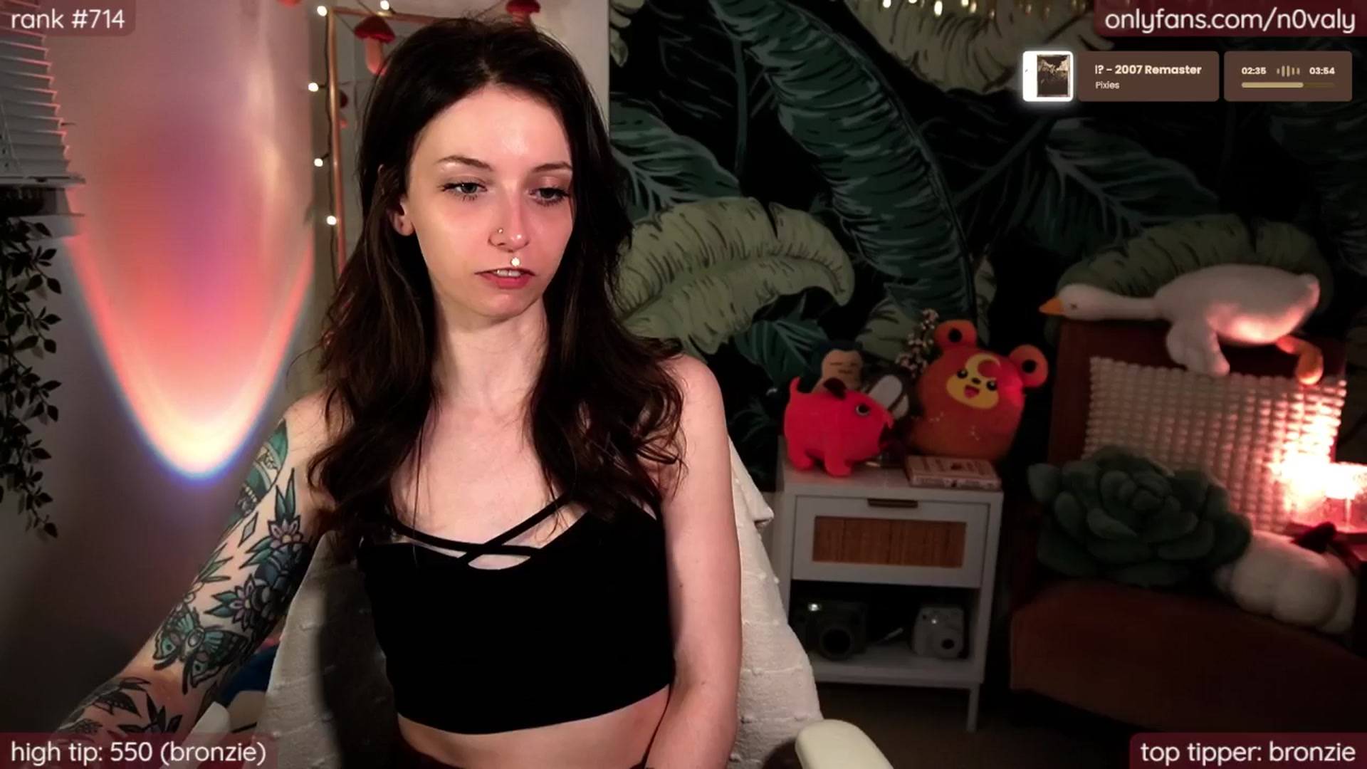 Gallery image thumbnail from N0valy's myfreecams stream on, 06/04/2025, 05:33 image 20 of 20