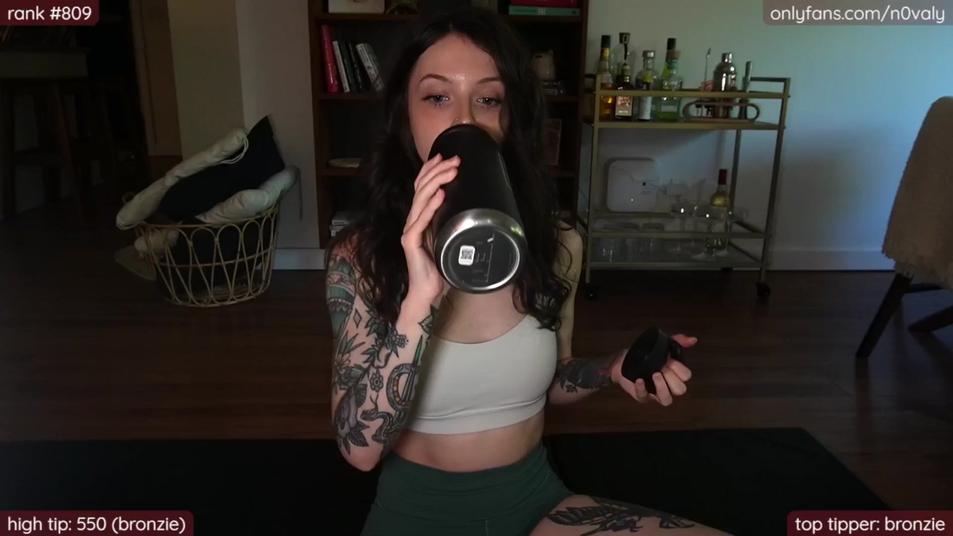 Gallery image thumbnail from N0valy's myfreecams stream on, 06/10/2025, 01:00 image 10 of 20