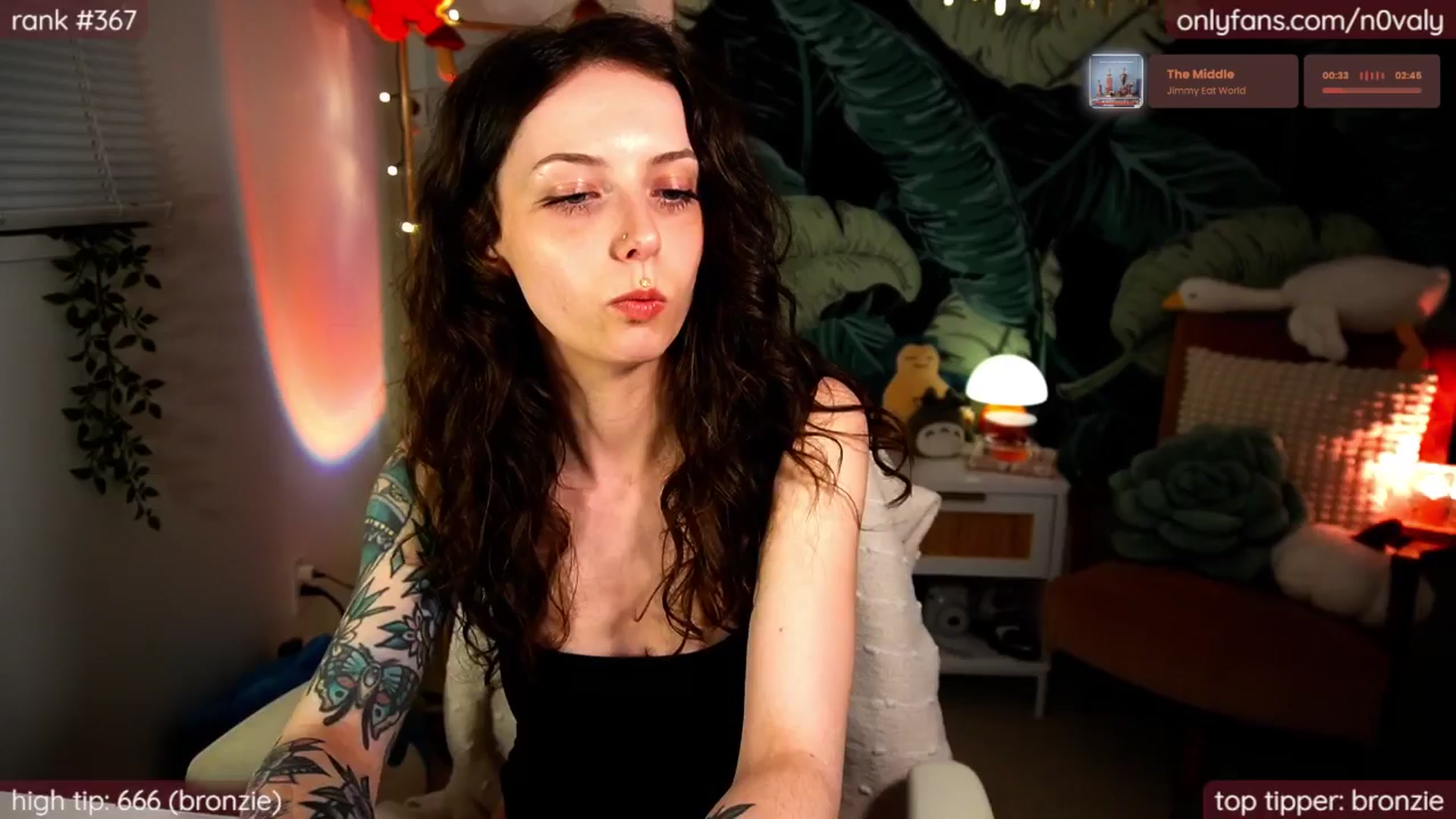 Gallery image thumbnail from N0valy's myfreecams stream on, 06/27/2025, 06:20 image 11 of 20