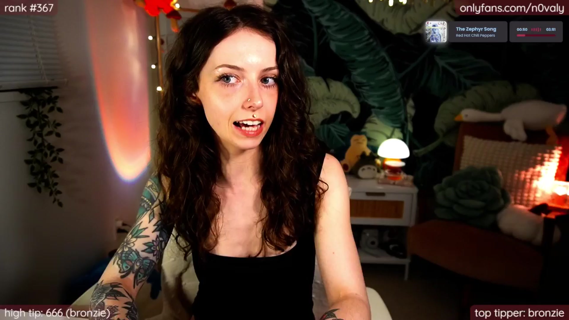 Gallery image thumbnail from N0valy's myfreecams stream on, 06/27/2025, 06:20 image 10 of 20