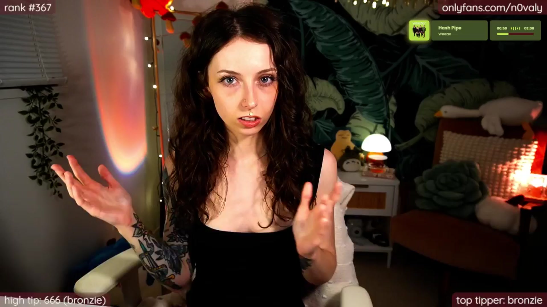 Gallery image thumbnail from N0valy's myfreecams stream on, 06/27/2025, 06:20 image 5 of 20