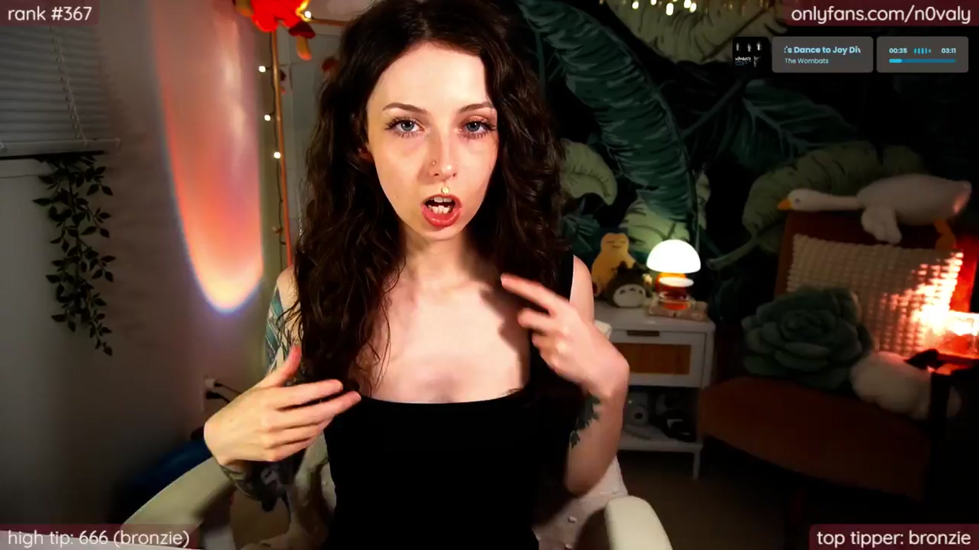Gallery image thumbnail from N0valy's myfreecams stream on, 06/27/2025, 06:20 image 4 of 20