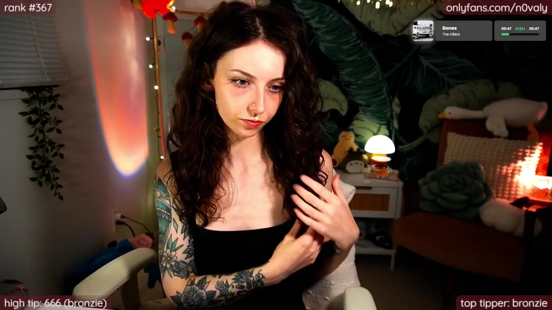 Gallery image thumbnail from N0valy's myfreecams stream on, 06/27/2025, 06:20 image 3 of 20