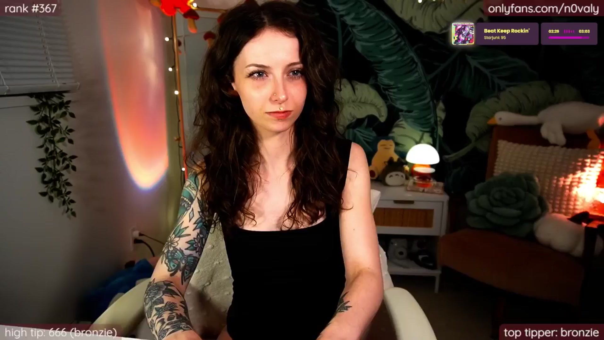 Gallery image thumbnail from N0valy's myfreecams stream on, 06/27/2025, 07:25 image 8 of 20