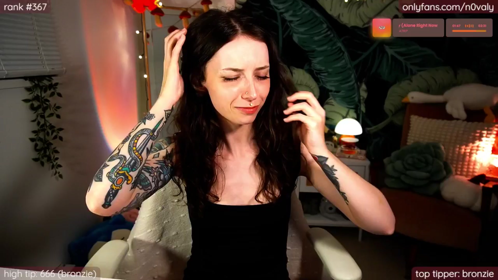 Gallery image thumbnail from N0valy's myfreecams stream on, 06/27/2025, 07:25 image 11 of 20