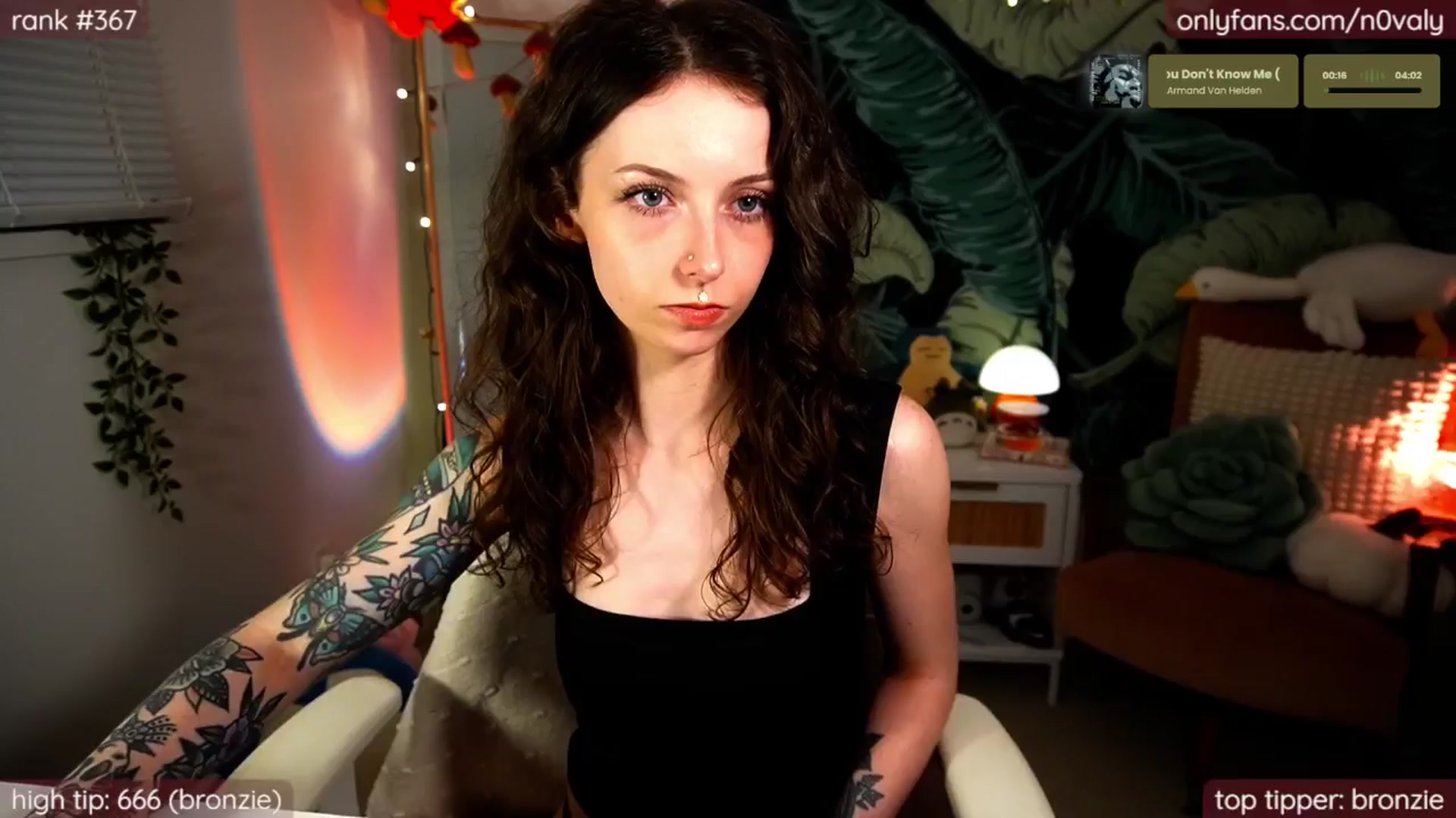 Gallery image thumbnail from N0valy's myfreecams stream on, 06/27/2025, 07:25 image 6 of 20