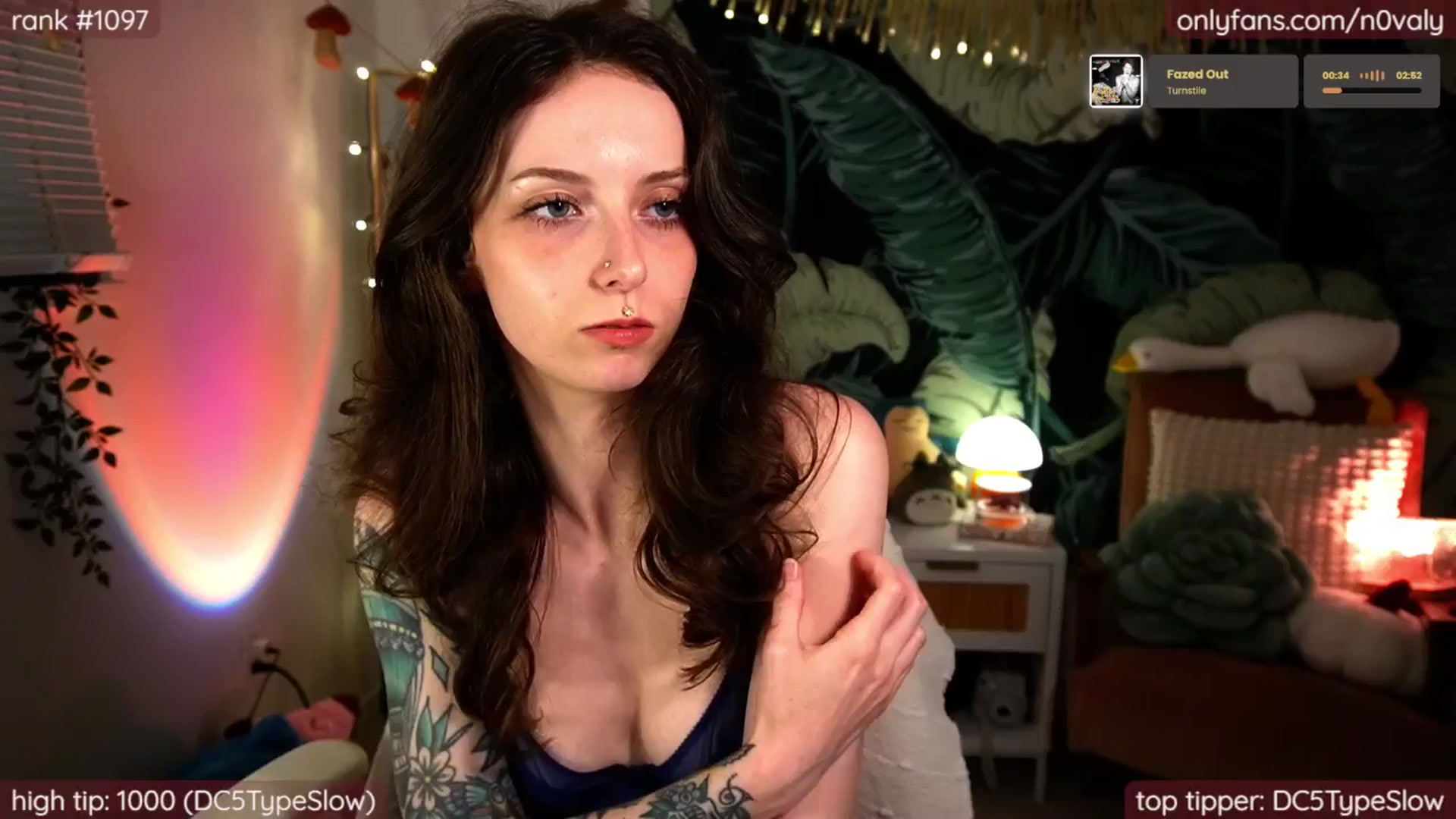 Gallery image thumbnail from N0valy's myfreecams stream on, 07/03/2025, 06:53 image 12 of 20