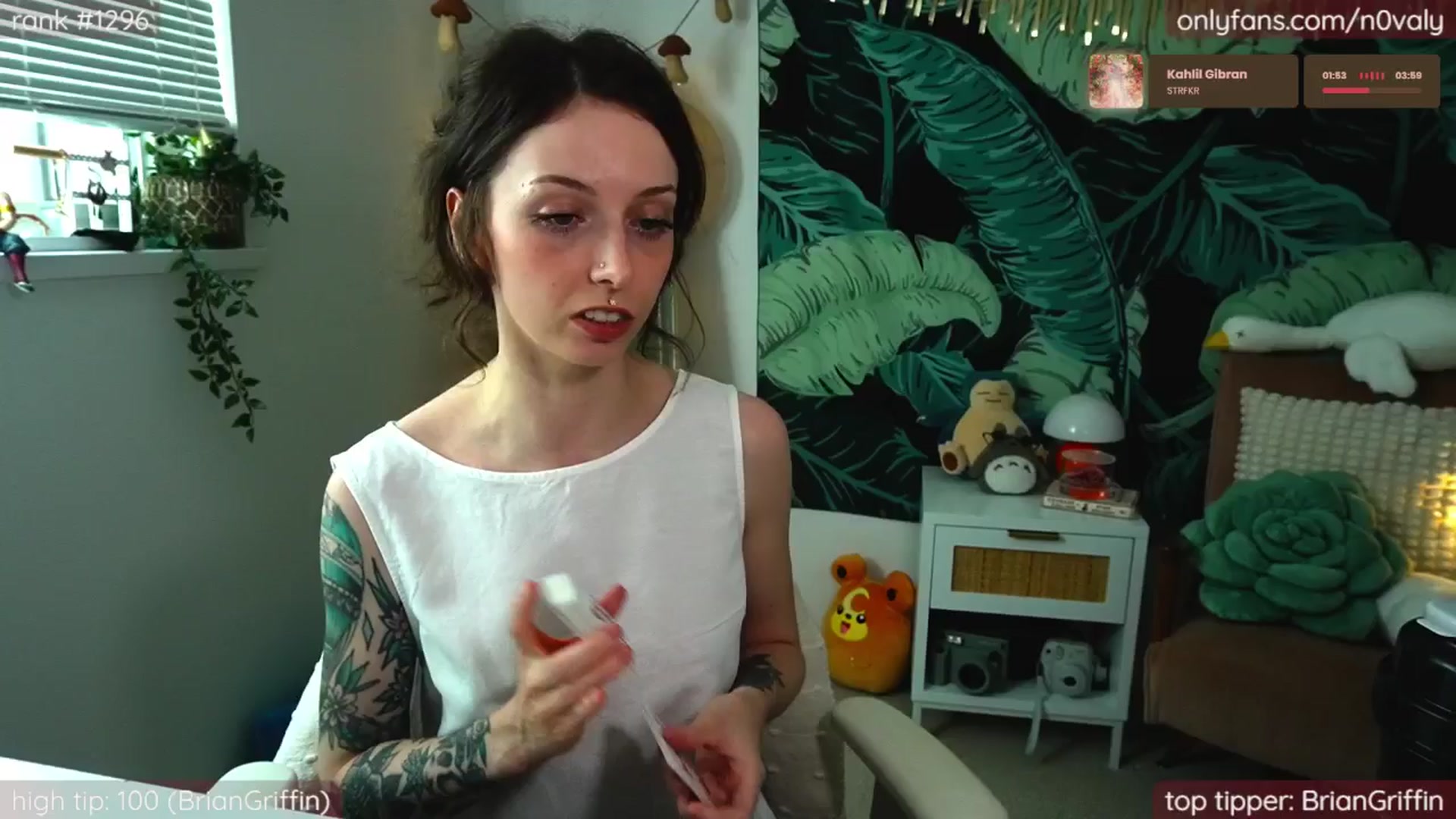 Gallery image thumbnail from N0valy's myfreecams stream on, 07/12/2025, 23:57 image 1 of 20
