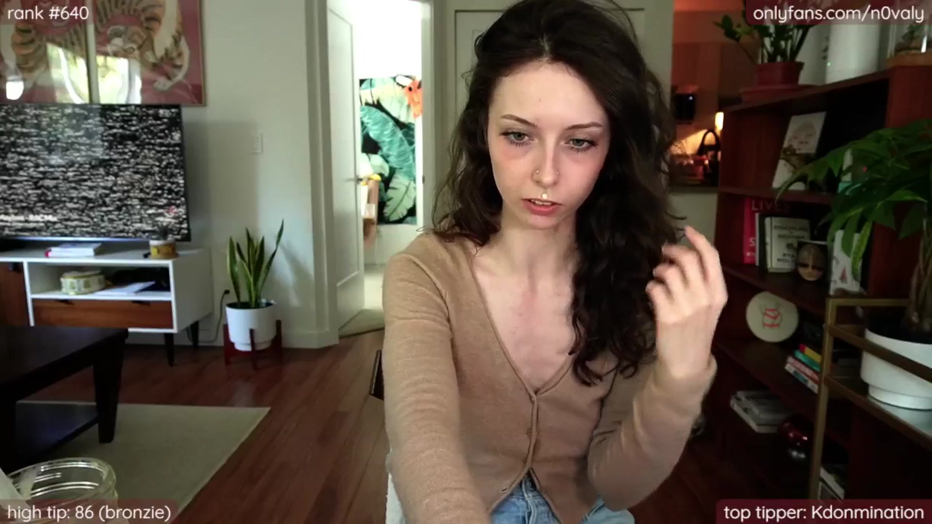 Gallery image thumbnail from N0valy's myfreecams stream on, 07/21/2025, 24:05 image 4 of 20