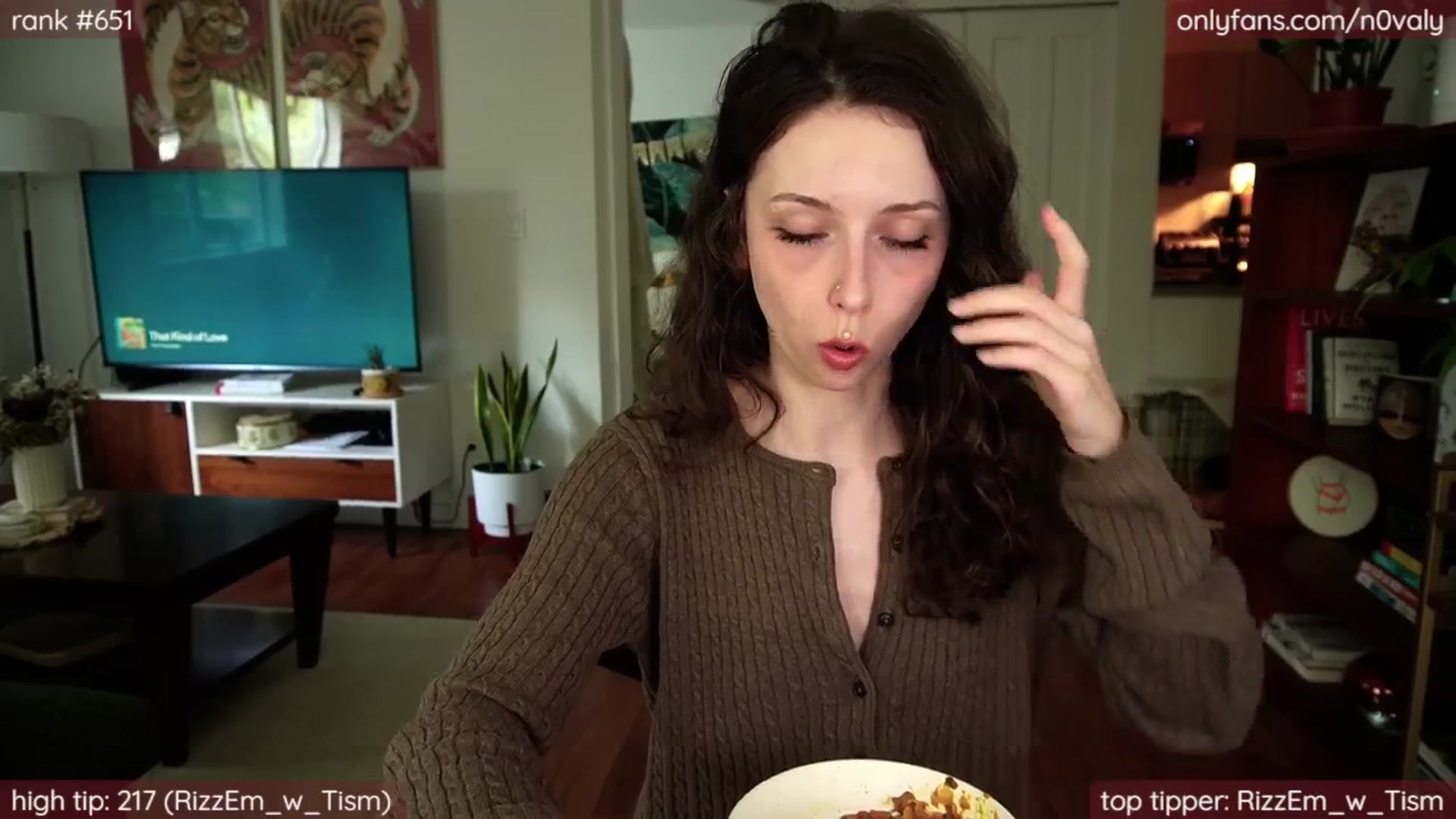 Gallery image thumbnail from N0valy's myfreecams stream on, 07/22/2025, 24:23 image 11 of 20