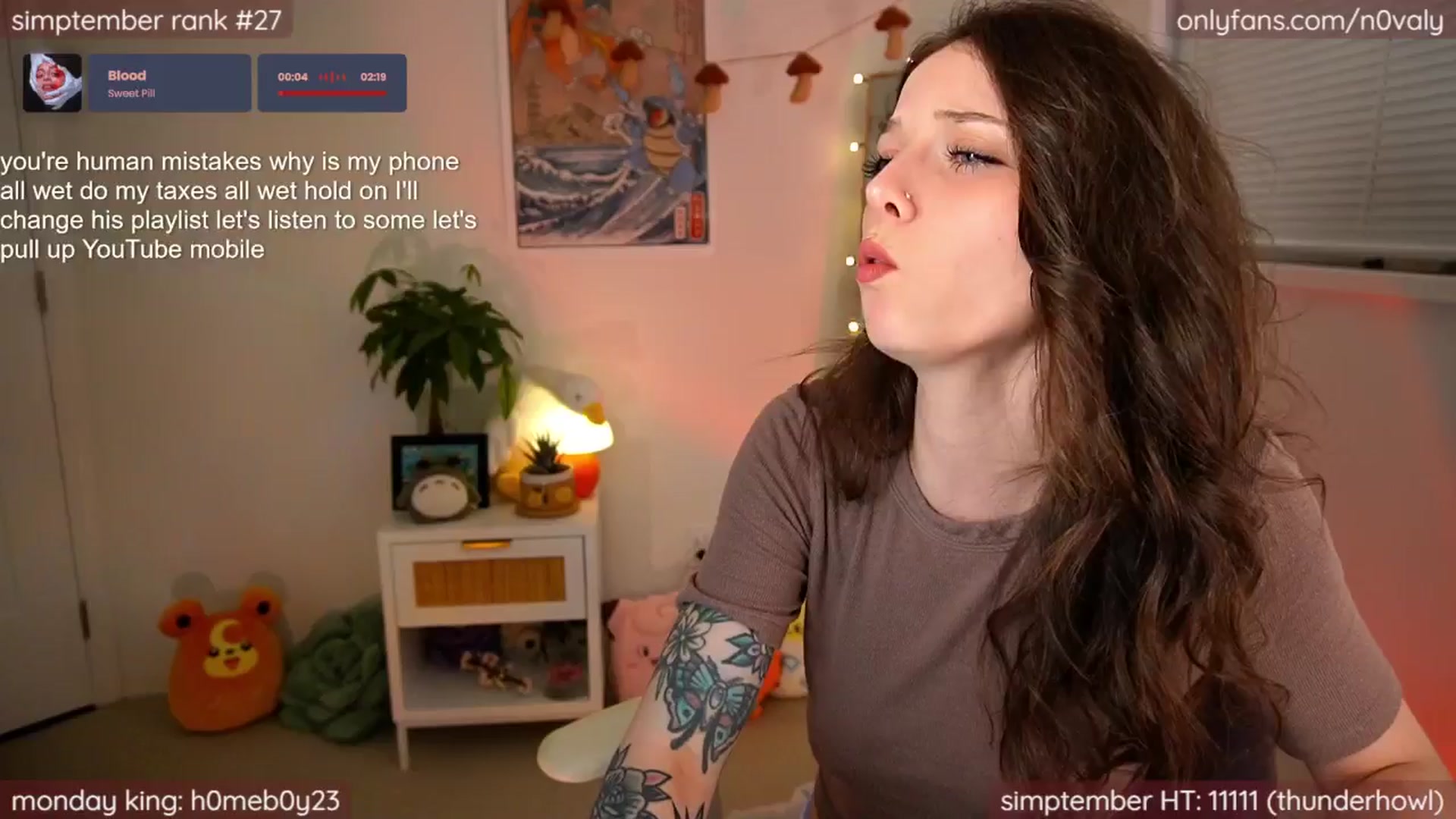 Gallery image thumbnail from N0valy's myfreecams stream on, 09/16/2025, 08:07 image 4 of 20