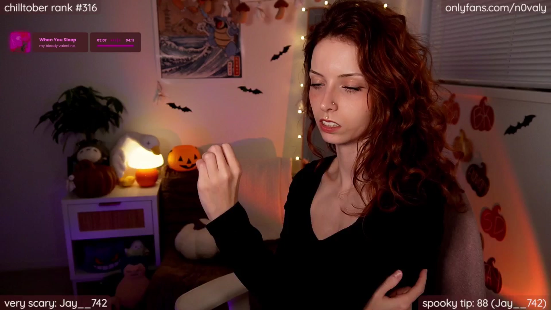 Gallery image thumbnail from N0valy's myfreecams stream on, 10/08/2025, 04:37 image 13 of 20