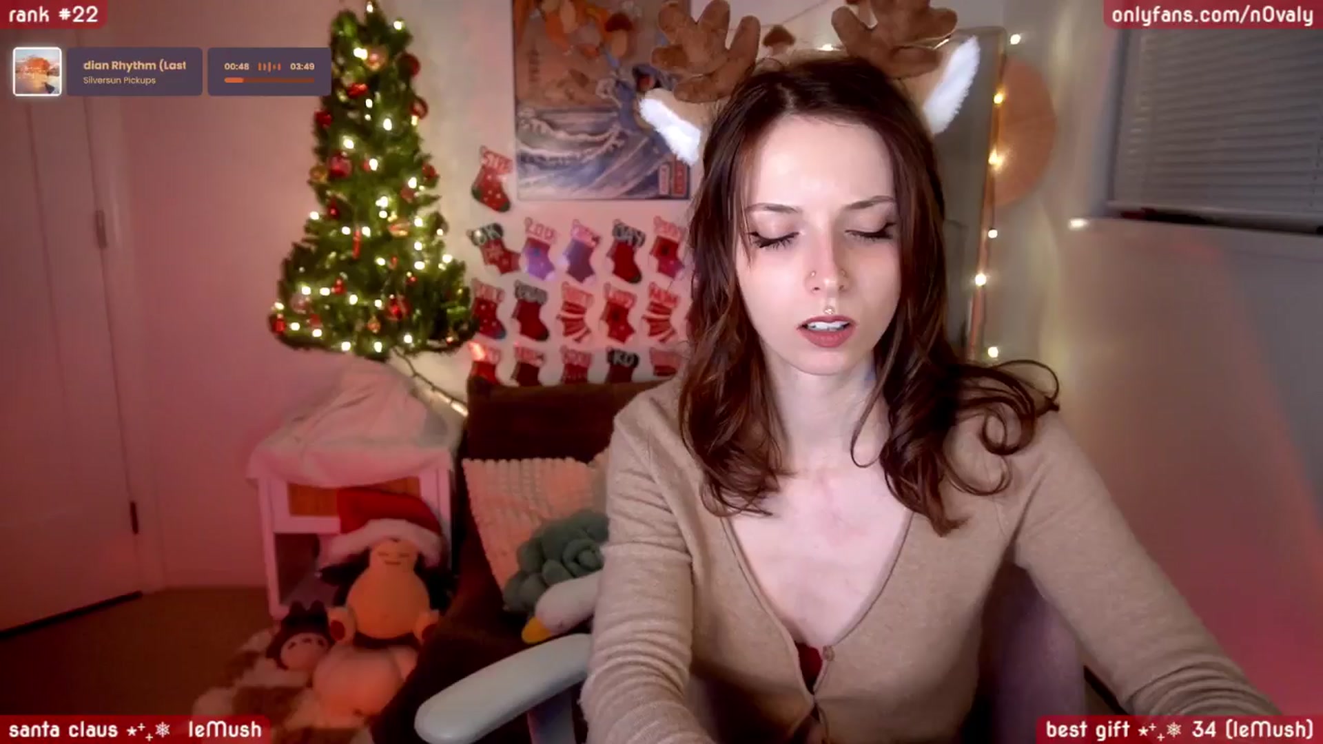 Gallery image thumbnail from N0valy's myfreecams stream on, 12/22/2025, 07:03 image 6 of 20