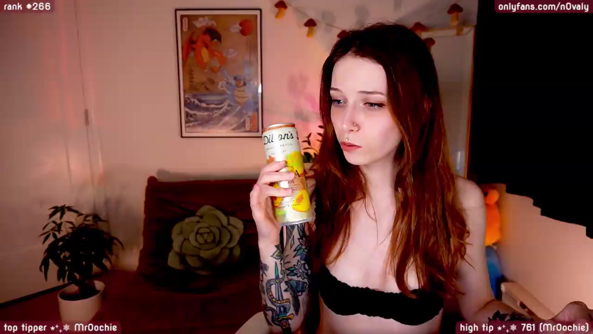 Gallery image thumbnail from N0valy's myfreecams stream on, 06/21/2026, 08:23 image 8 of 20
