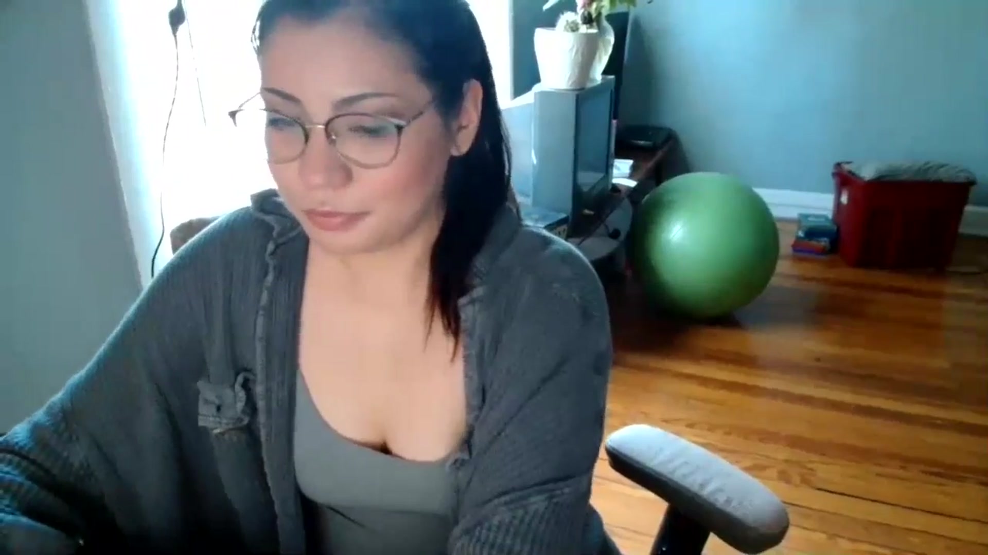Gallery image thumbnail from N3tNymph's myfreecams stream on, 01/13/2025, 19:02 image 4 of 20