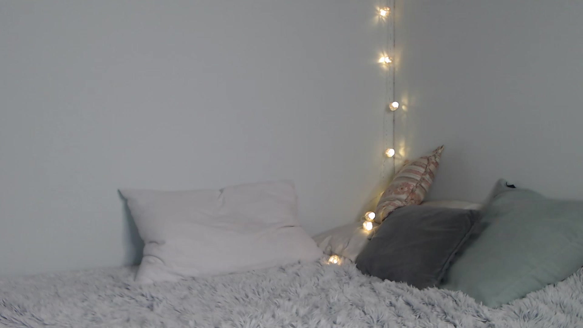Gallery image thumbnail from NIKIMUR's myfreecams stream on, 03/09/2023, 17:16 image 13 of 20