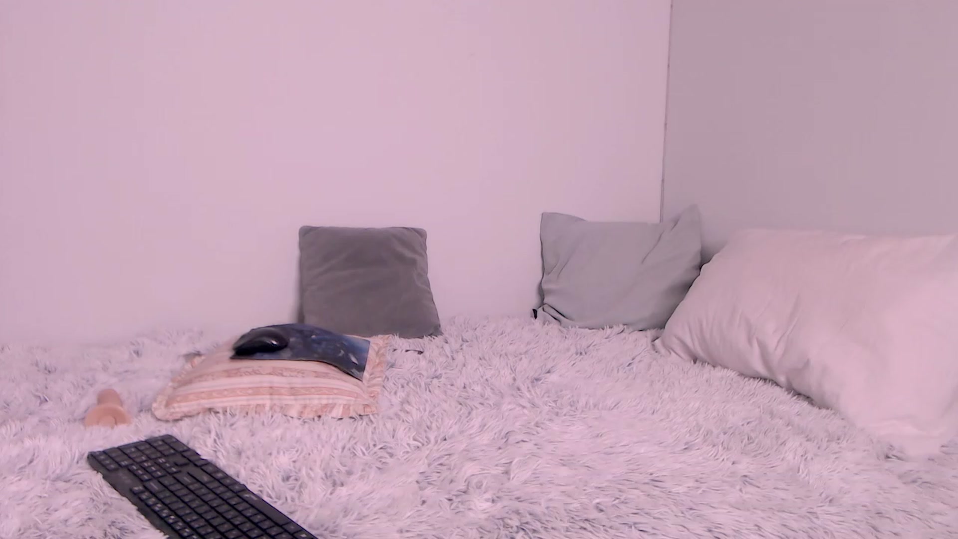 Gallery image thumbnail from NIKIMUR's myfreecams stream on, 03/20/2023, 17:30 image 20 of 20