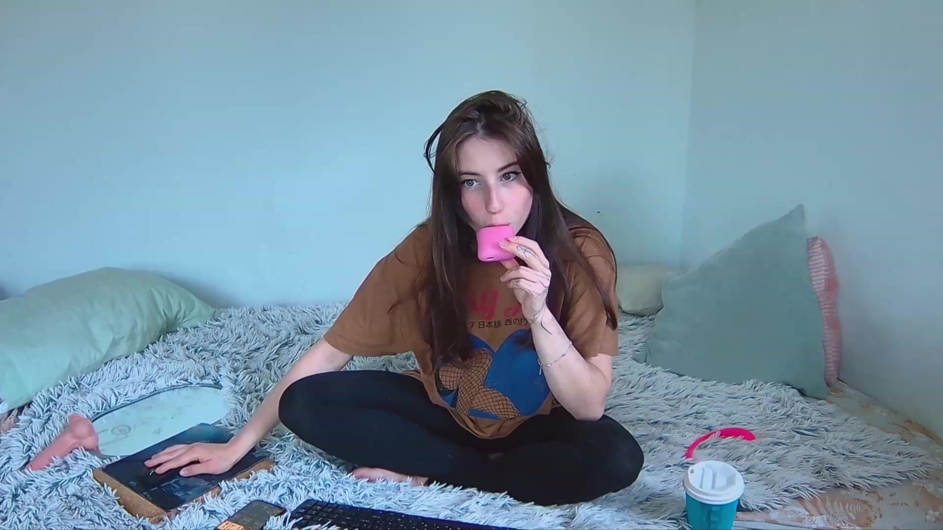 Gallery image thumbnail from NIKIMUR's myfreecams stream on, 07/11/2023, 17:16 image 15 of 20