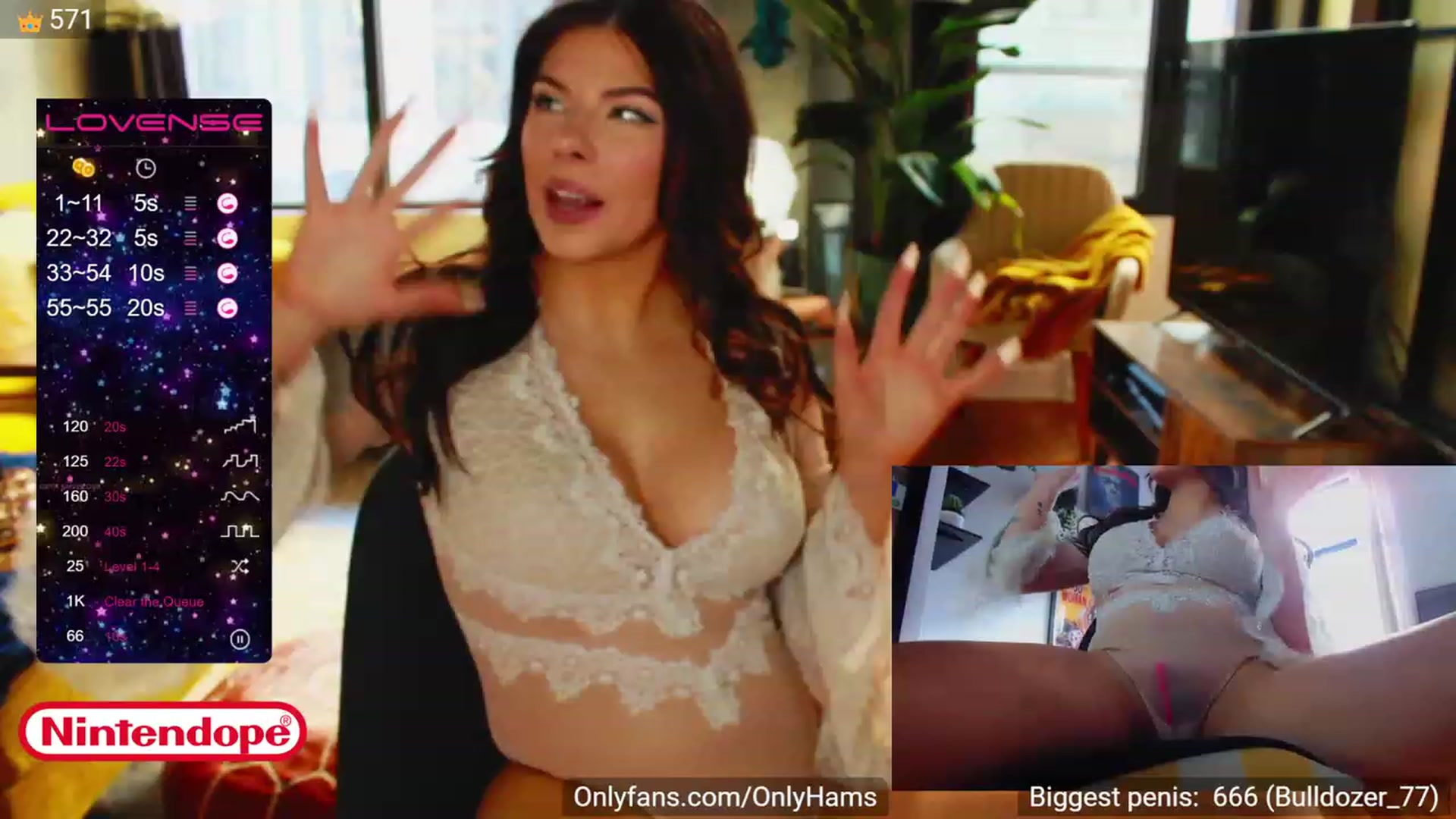 Gallery image thumbnail from NINTEND0PE's myfreecams stream on, 12/01/2022, 20:02 image 2 of 20