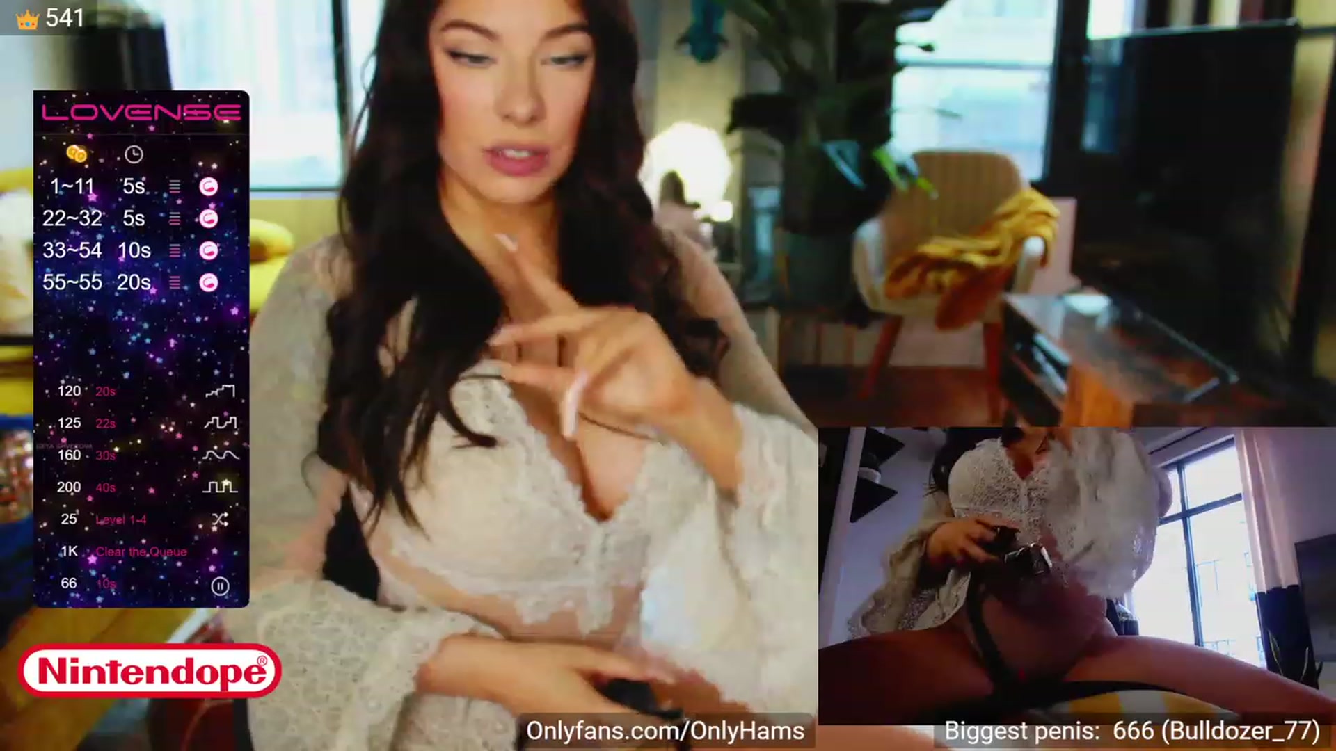 Gallery image thumbnail from NINTEND0PE's myfreecams stream on, 12/01/2022, 20:02 image 3 of 20