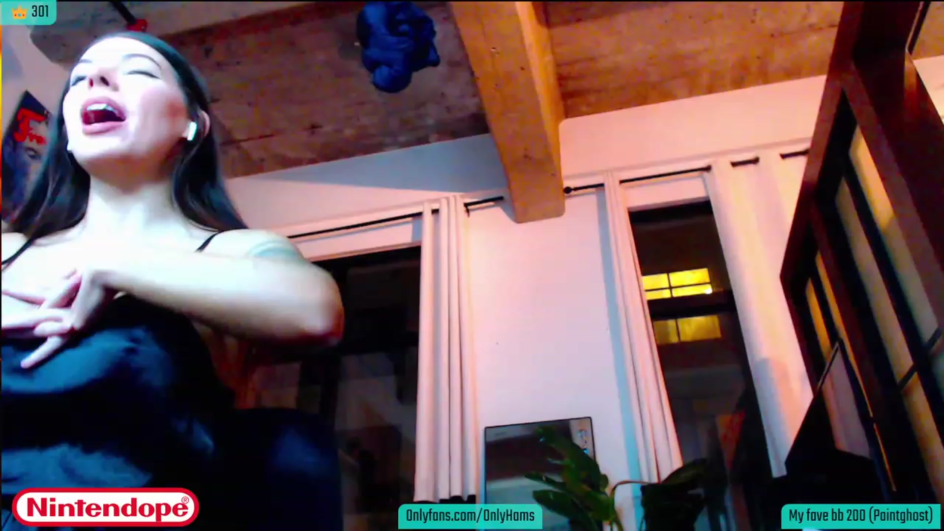 Gallery image thumbnail from NINTEND0PE's myfreecams stream on, 01/29/2023, 04:32 image 6 of 20
