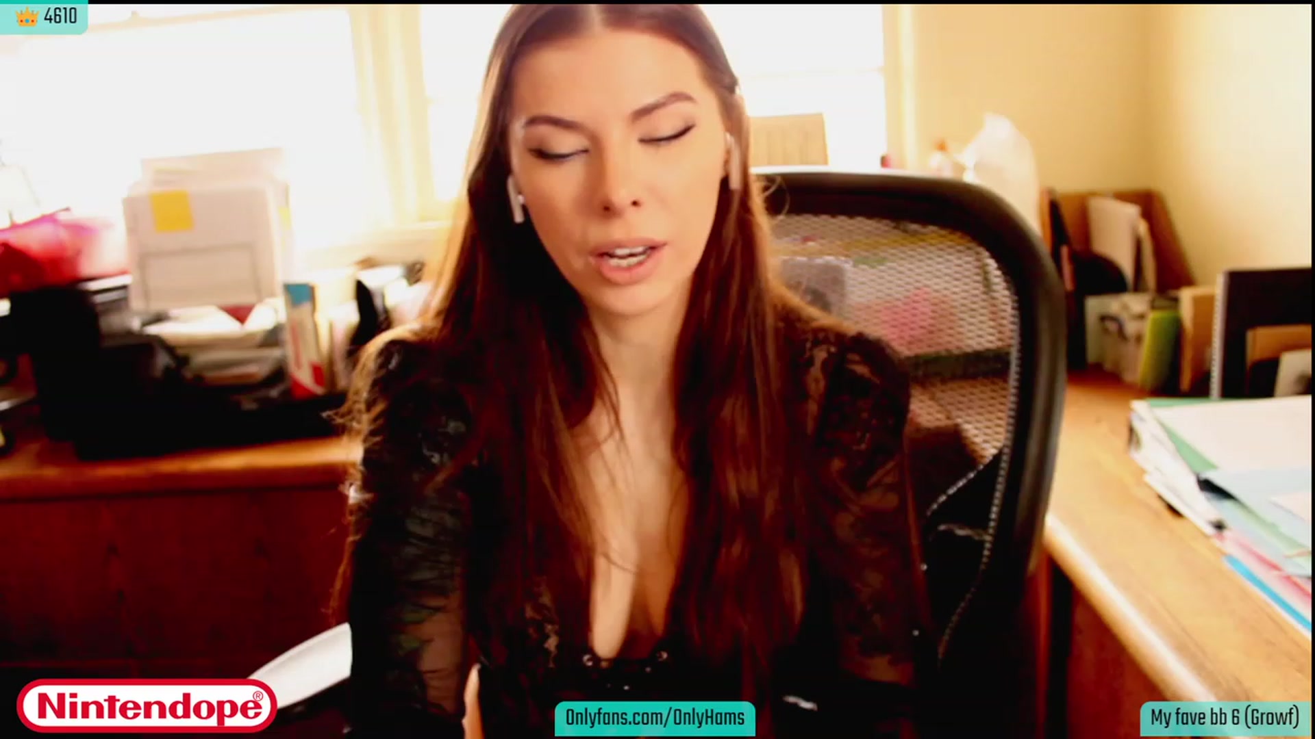 Gallery image thumbnail from NINTEND0PE's myfreecams stream on, 02/06/2023, 21:49 image 2 of 20