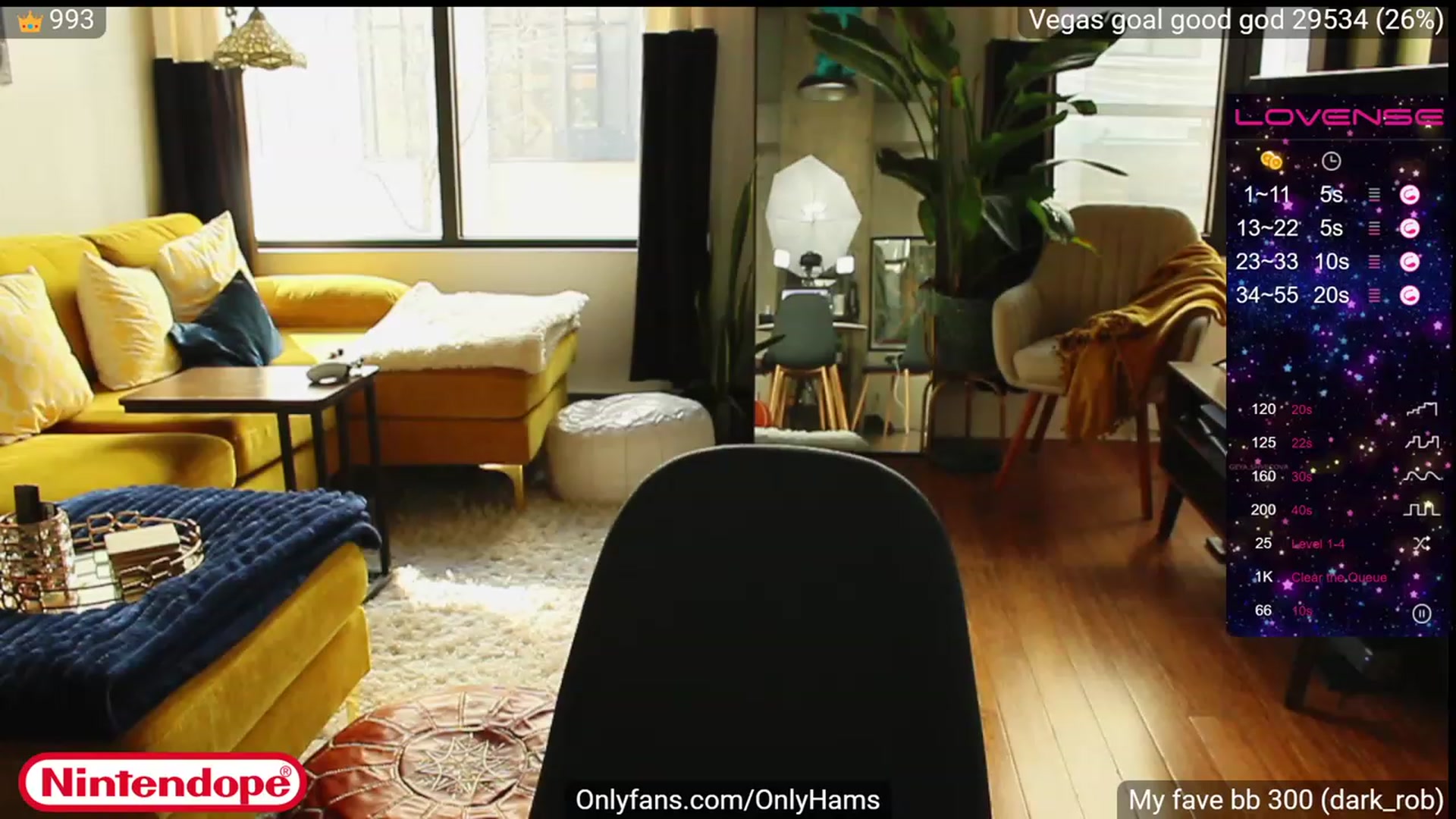 Gallery image thumbnail from NINTEND0PE's myfreecams stream on, 04/20/2023, 20:36 image 16 of 20