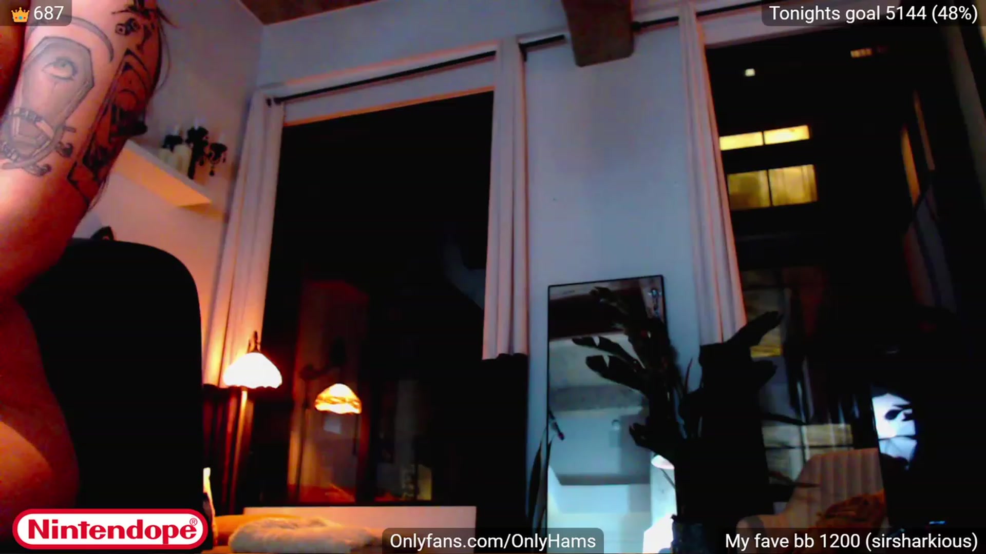 Gallery image thumbnail from NINTEND0PE's myfreecams stream on, 05/09/2023, 03:34 image 18 of 20