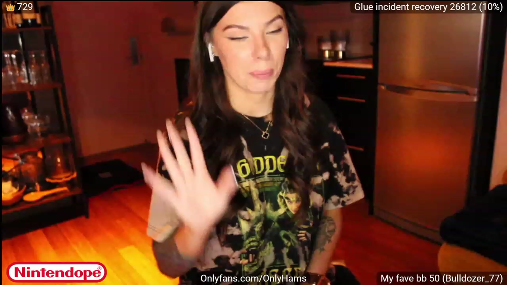 Gallery image thumbnail from NINTEND0PE's myfreecams stream on, 06/09/2023, 02:39 image 8 of 20