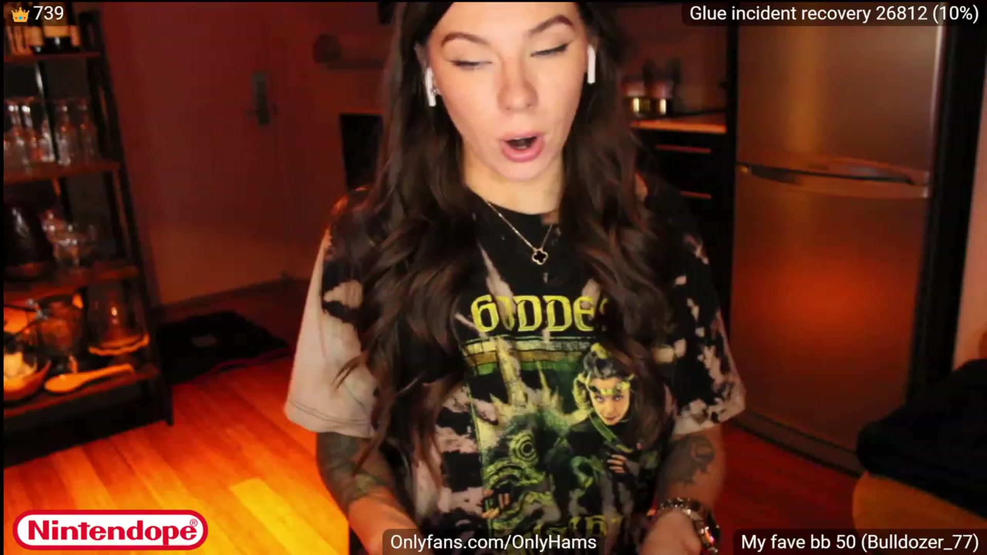 Gallery image thumbnail from NINTEND0PE's myfreecams stream on, 06/09/2023, 02:39 image 7 of 20