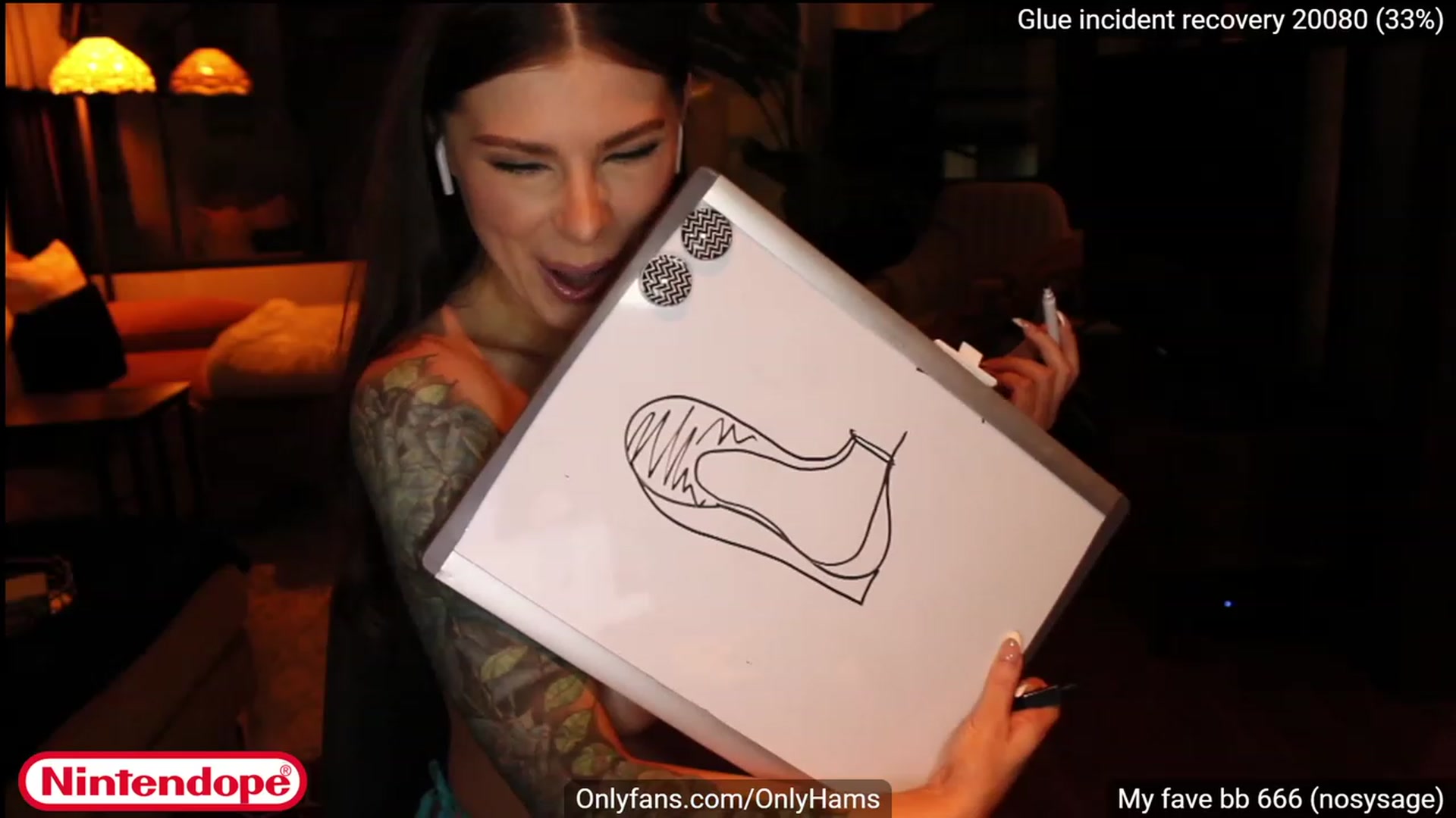 Gallery image thumbnail from NINTEND0PE's myfreecams stream on, 06/23/2023, 05:04 image 2 of 20