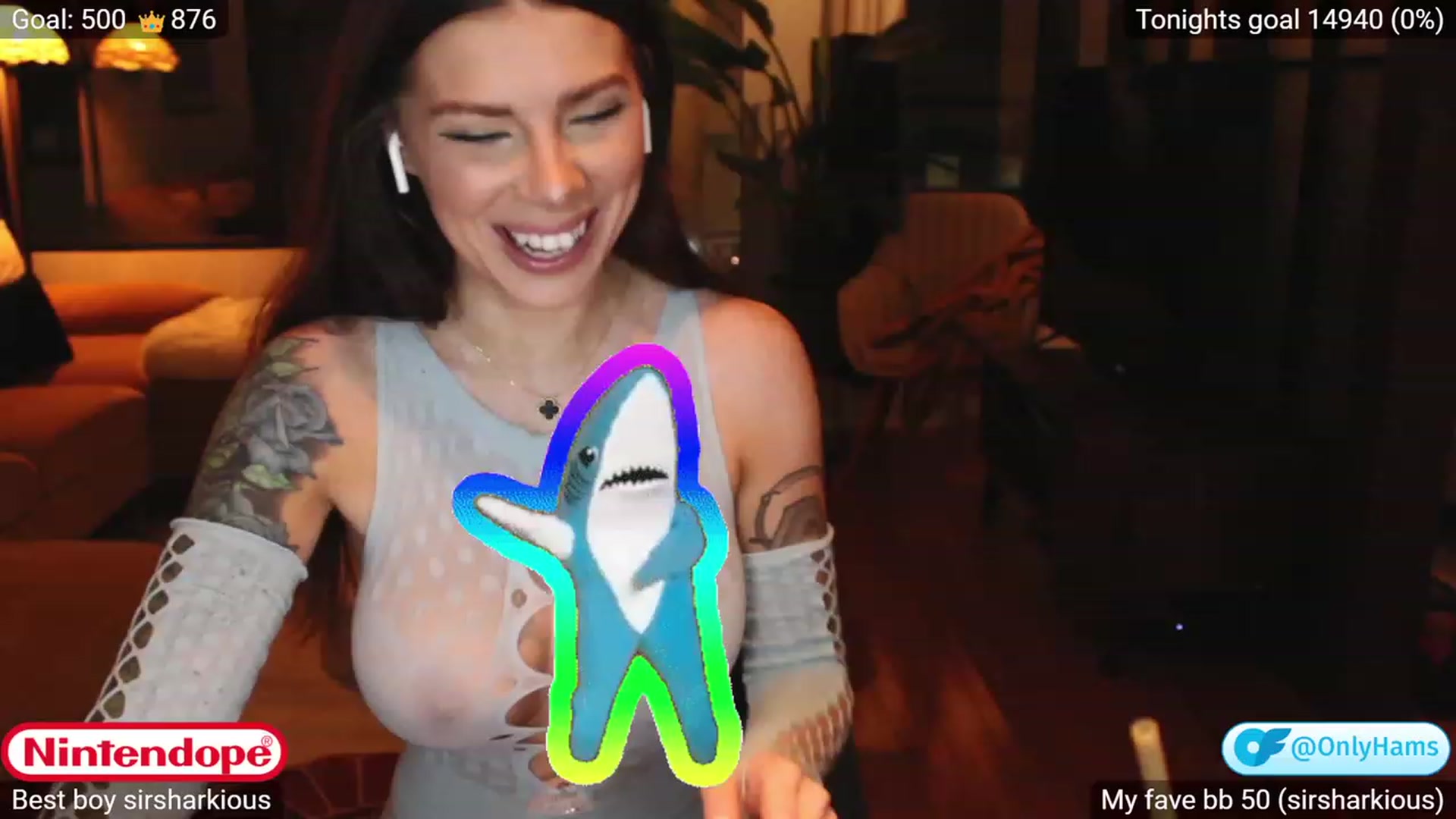 Gallery image thumbnail from NINTEND0PE's myfreecams stream on, 08/30/2023, 03:08 image 1 of 20