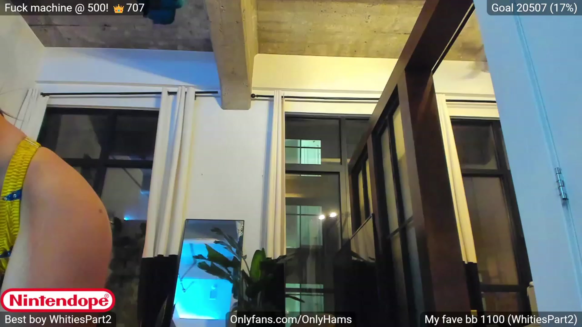 Gallery image thumbnail from NINTEND0PE's myfreecams stream on, 11/01/2023, 03:59 image 4 of 20