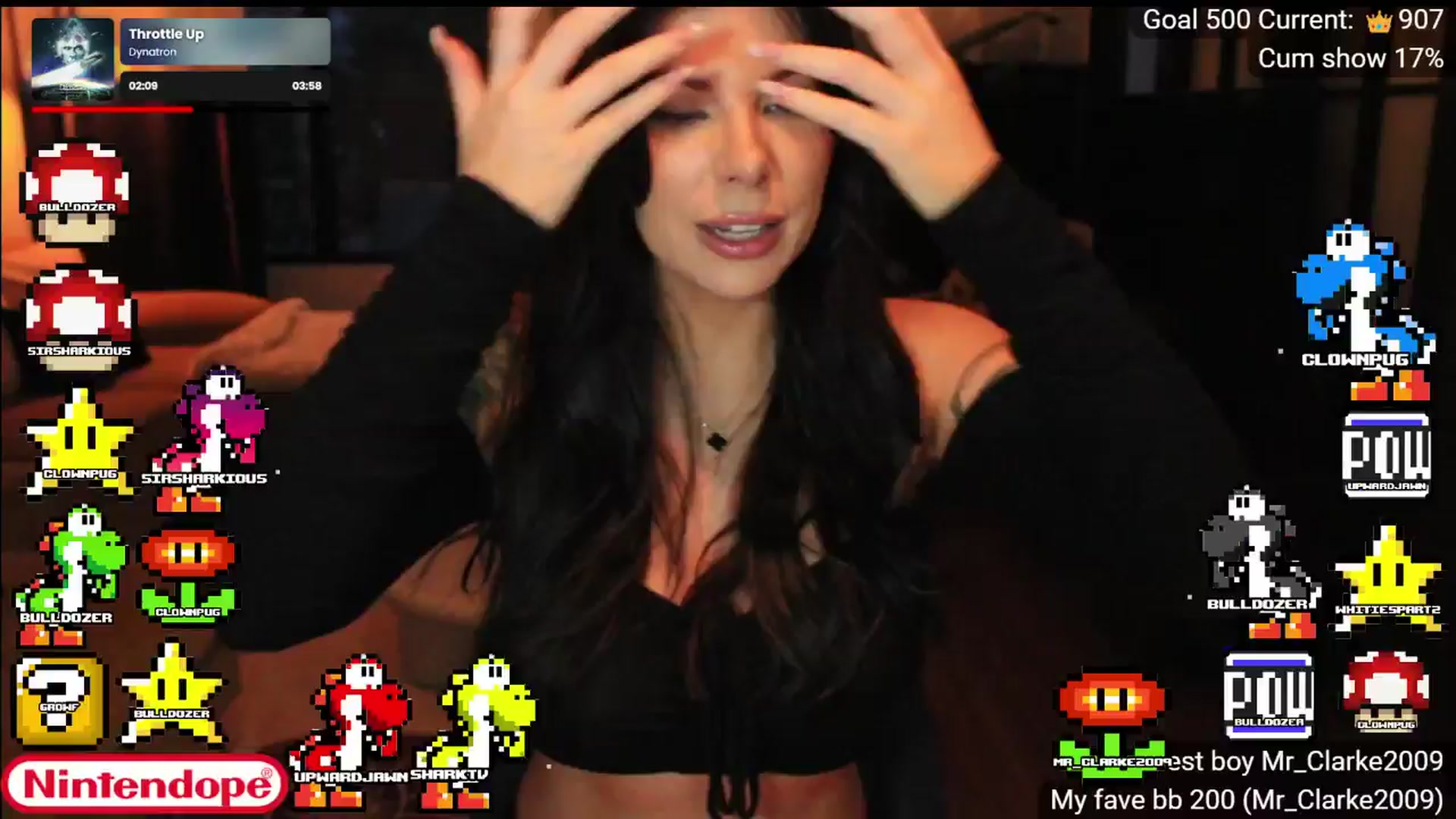 Gallery image thumbnail from NINTEND0PE's myfreecams stream on, 05/27/2024, 03:09 image 3 of 20