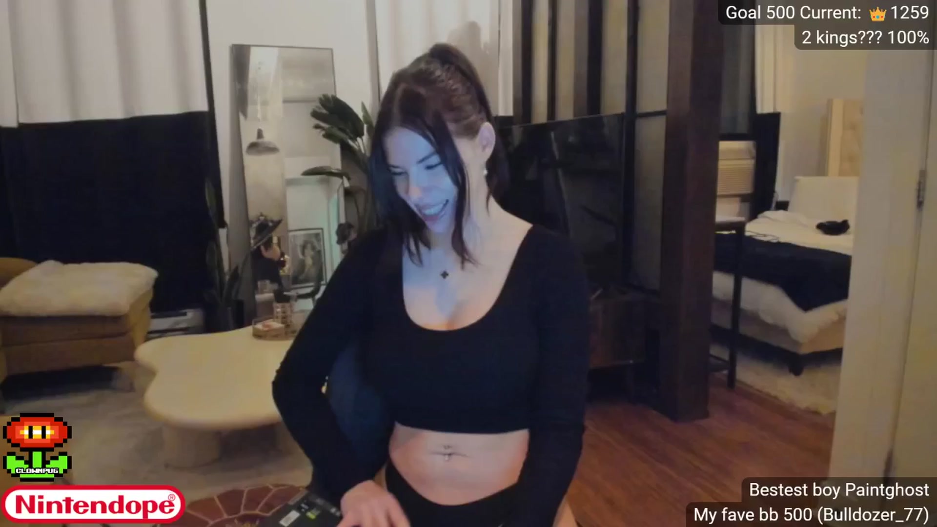 Gallery image thumbnail from NINTEND0PE's myfreecams stream on, 08/22/2024, 02:10 image 2 of 20