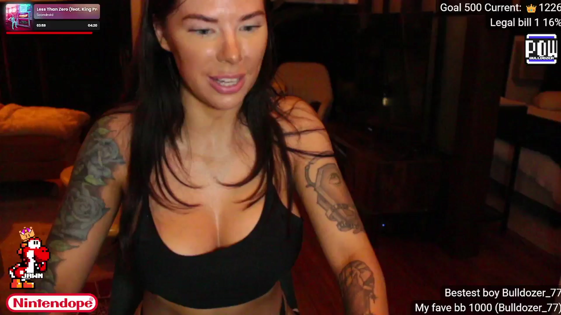 Gallery image thumbnail from NINTEND0PE's myfreecams stream on, 08/25/2024, 02:55 image 12 of 20