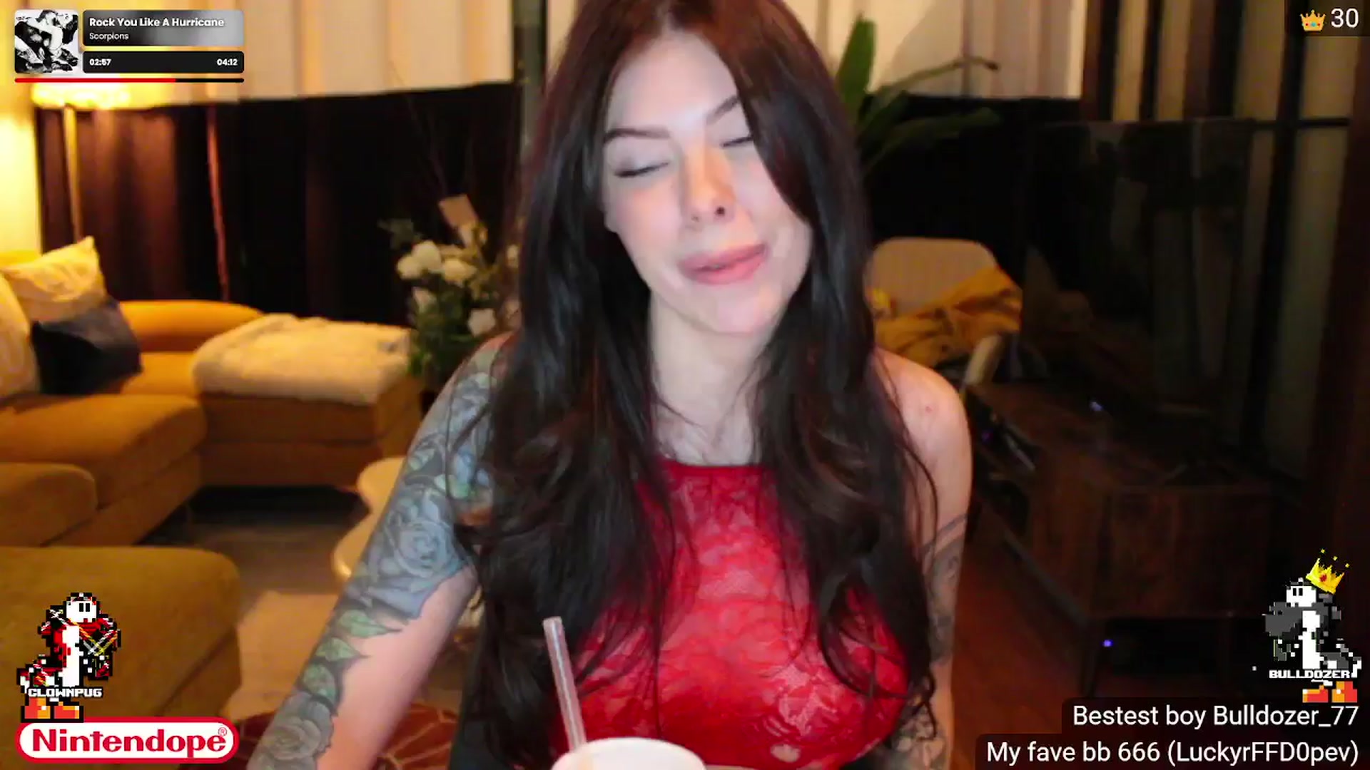 Gallery image thumbnail from NINTEND0PE's myfreecams stream on, 01/02/2025, 24:01 image 18 of 20