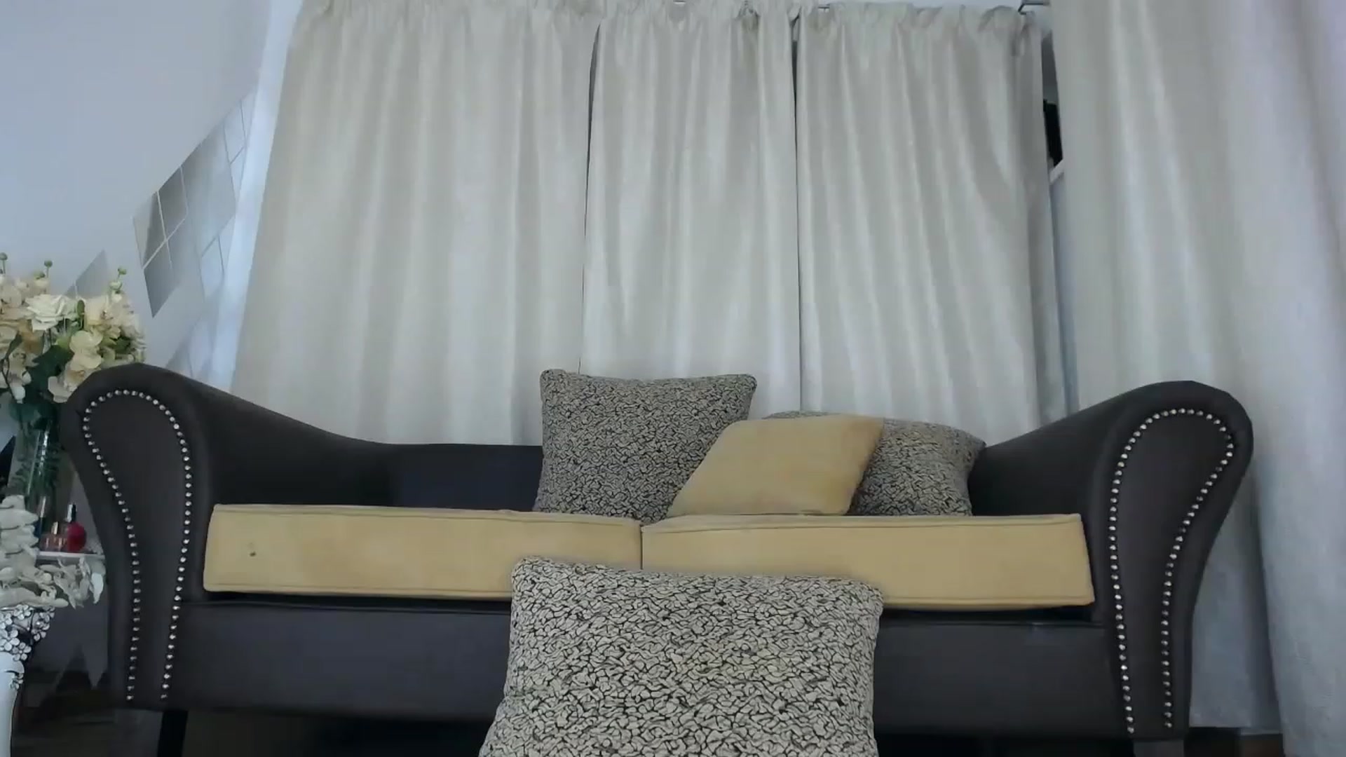 Gallery image thumbnail from NIVEA's myfreecams stream on, 03/05/2023, 15:07 image 10 of 20