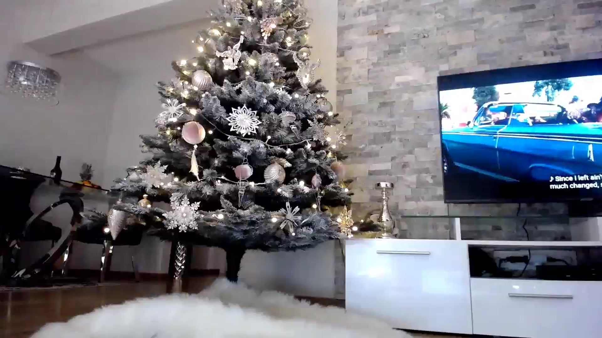 Gallery image thumbnail from NIVEA's myfreecams stream on, 12/23/2023, 15:51 image 2 of 20