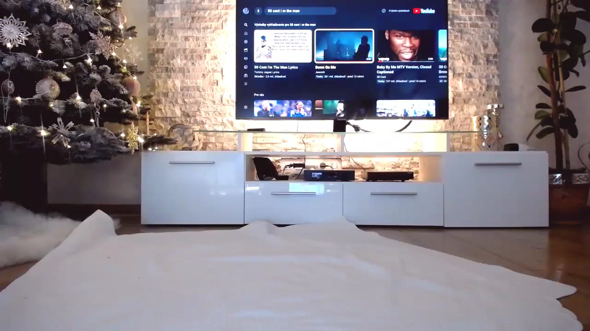 Gallery image thumbnail from NIVEA's myfreecams stream on, 12/29/2023, 22:27 image 15 of 20
