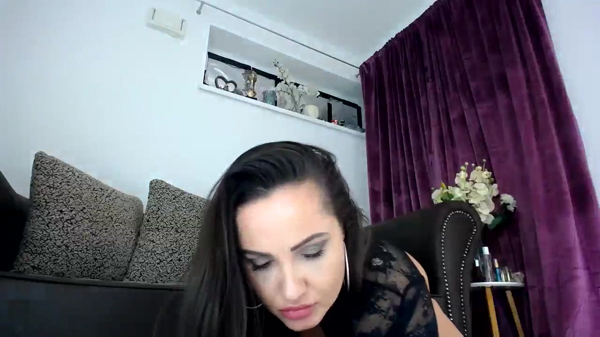 Gallery image thumbnail from NIVEA's myfreecams stream on, 03/08/2024, 16:52 image 8 of 20