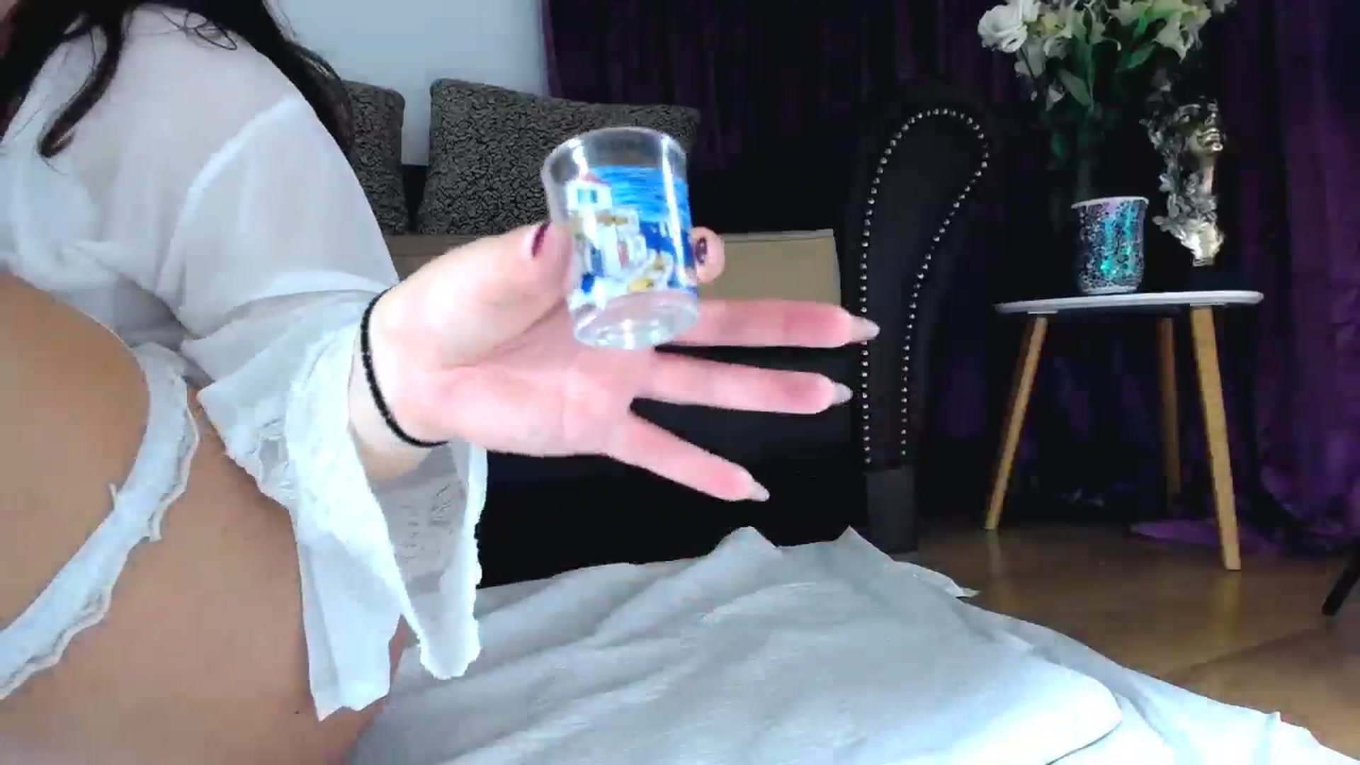 Gallery image thumbnail from NIVEA's myfreecams stream on, 10/13/2024, 17:28 image 17 of 20