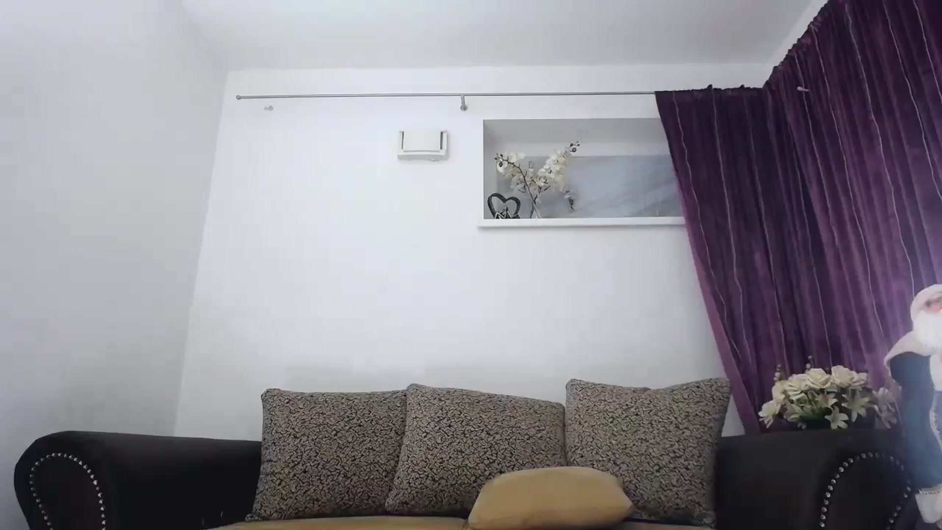 Gallery image thumbnail from NIVEA's myfreecams stream on, 12/07/2024, 18:37 image 15 of 20